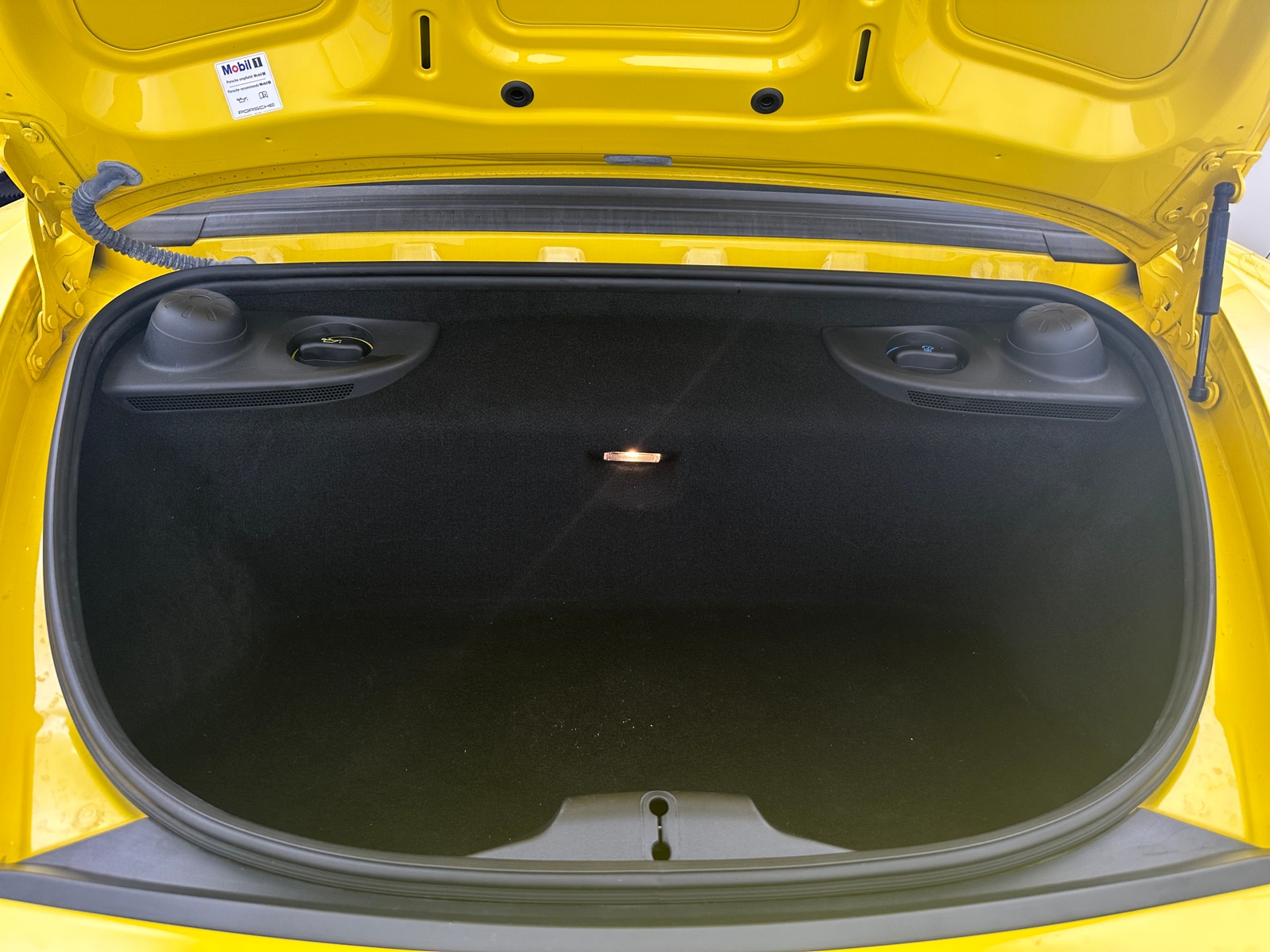 Thumbnail: 2017 Porsche 718 Boxster - 5