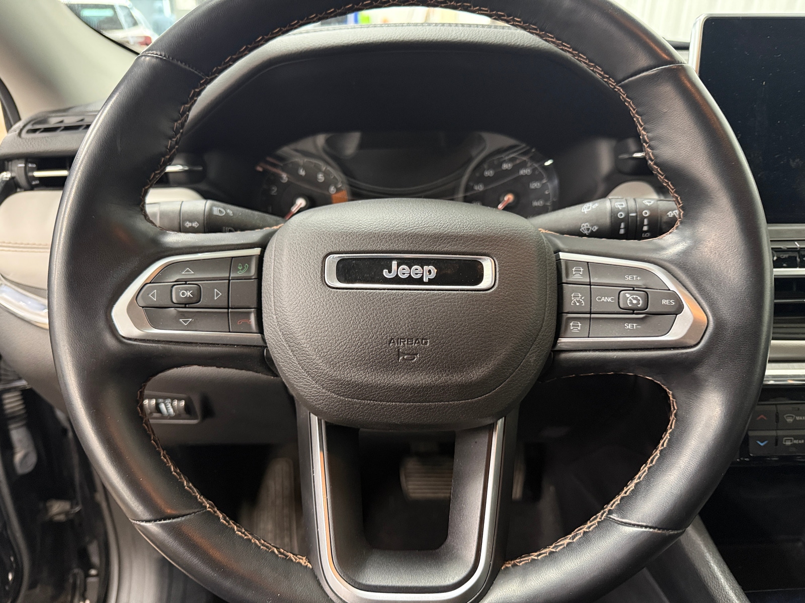 Thumbnail: 2022 Jeep Compass - 4