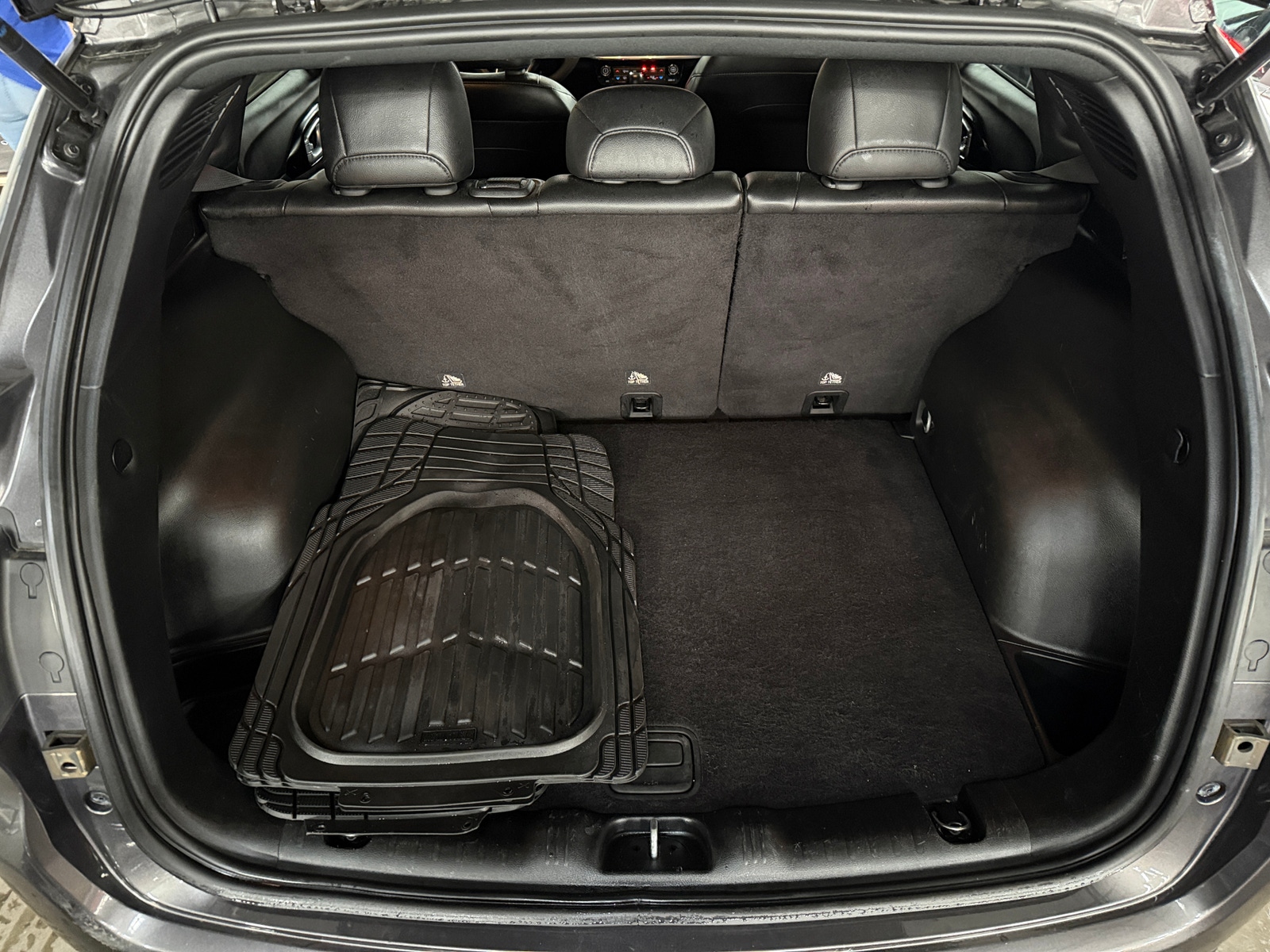 Thumbnail: 2023 Jeep Compass - 6