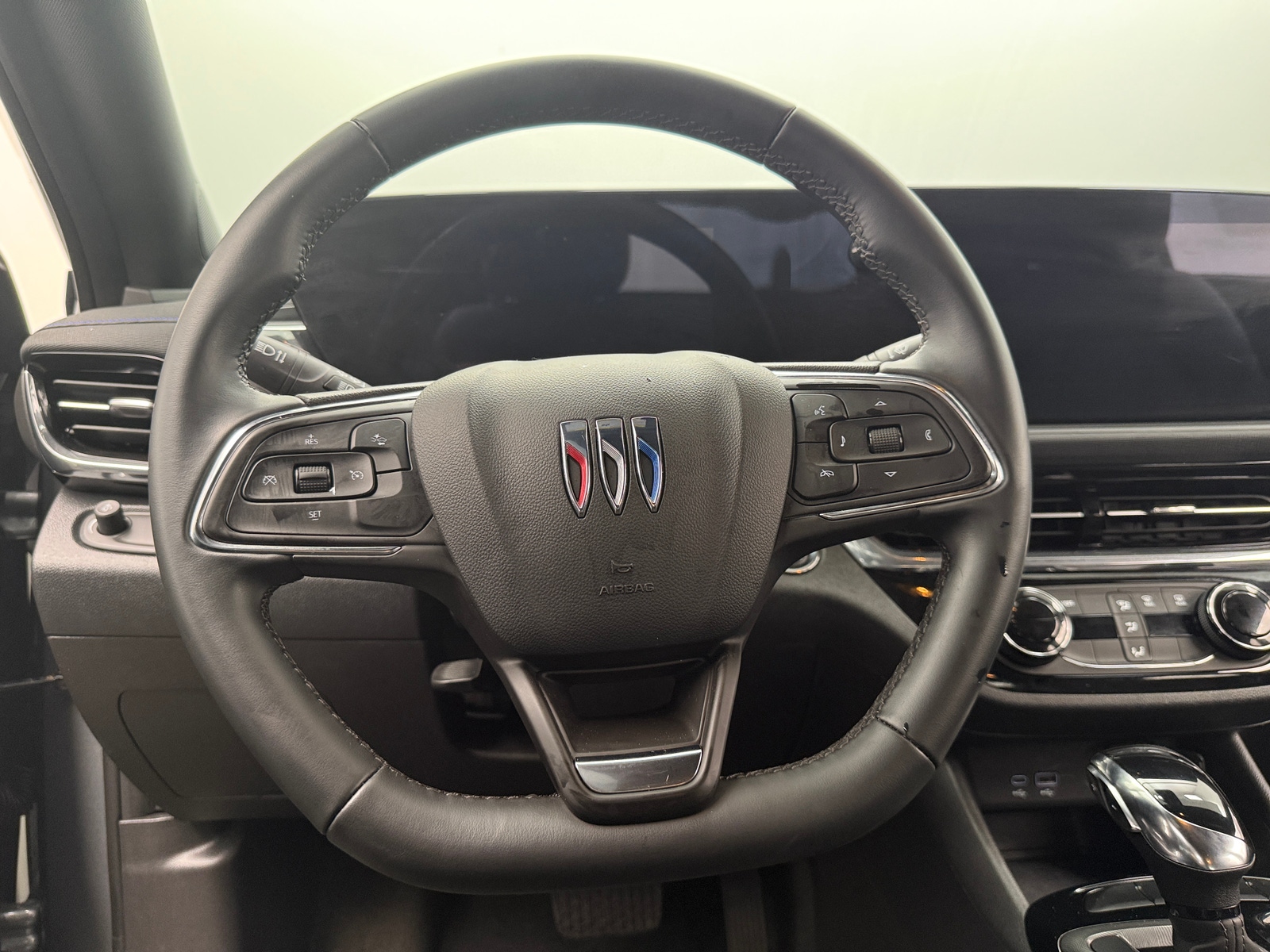 Thumbnail: 2025 Buick Envista - 4