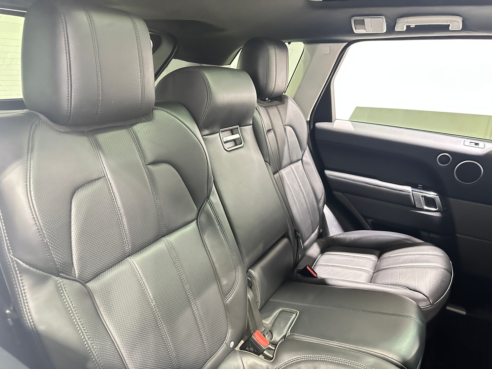 Thumbnail: 2016 Land Rover Range Rover Sport - 5