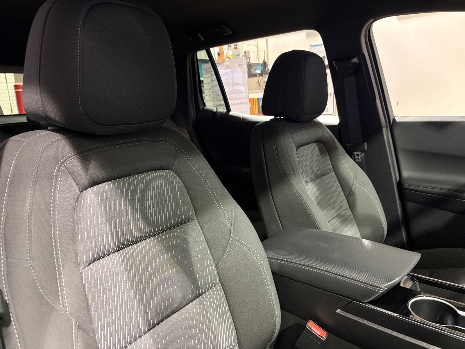 Thumbnail: 2025 Chevrolet Equinox - 2