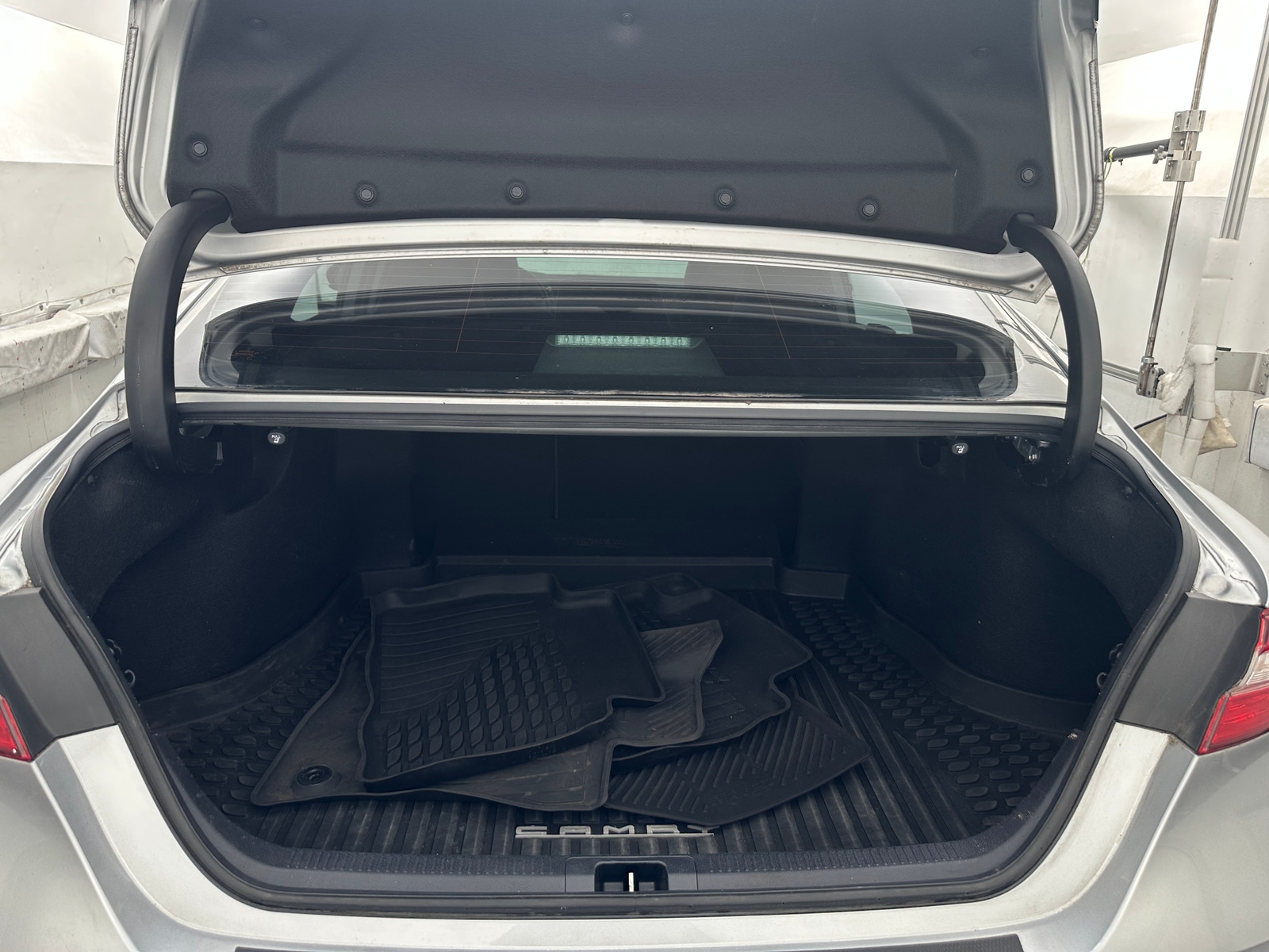 Thumbnail: 2020 Toyota Camry - 6