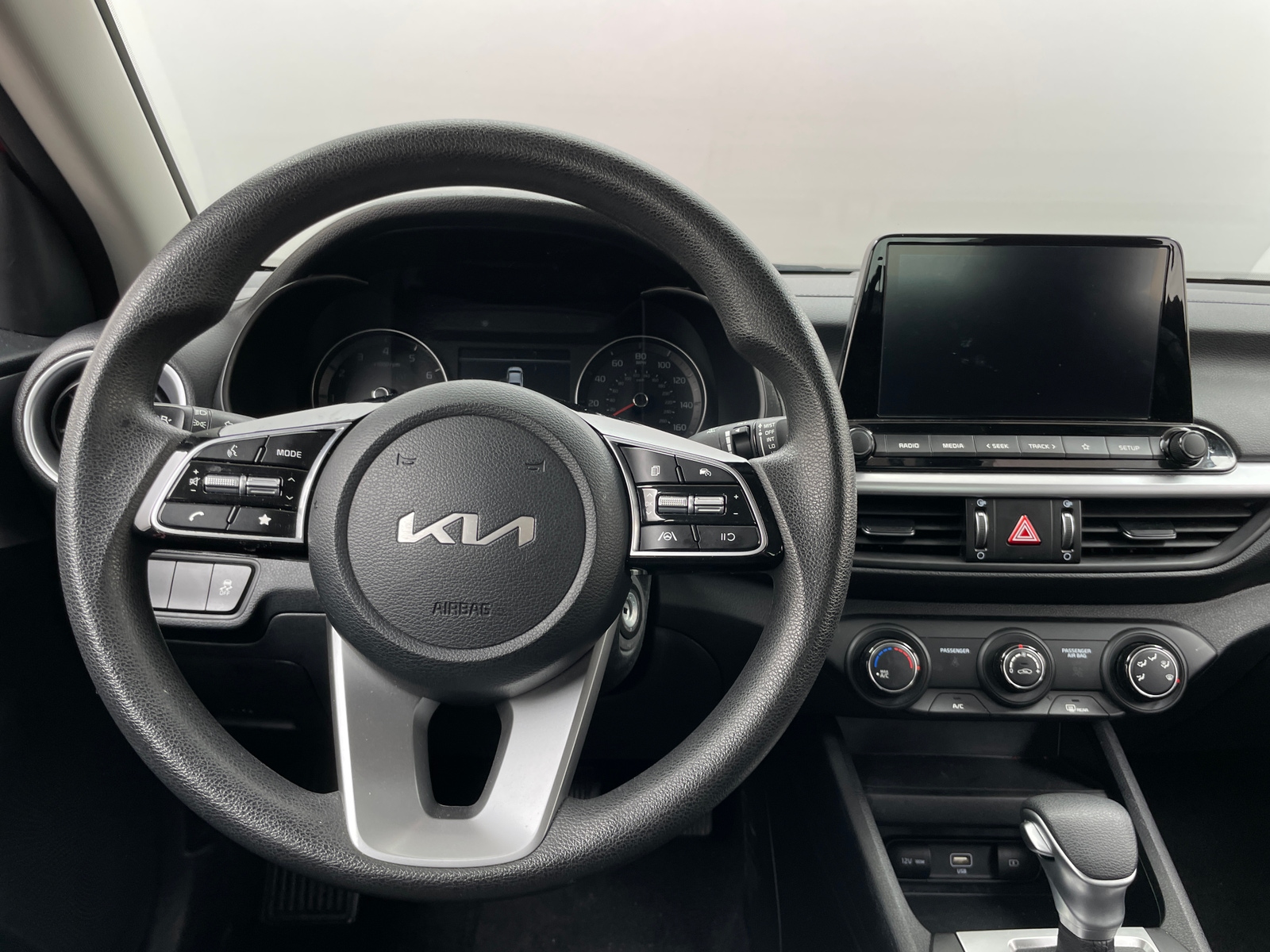 Thumbnail: 2024 Kia Forte - 5