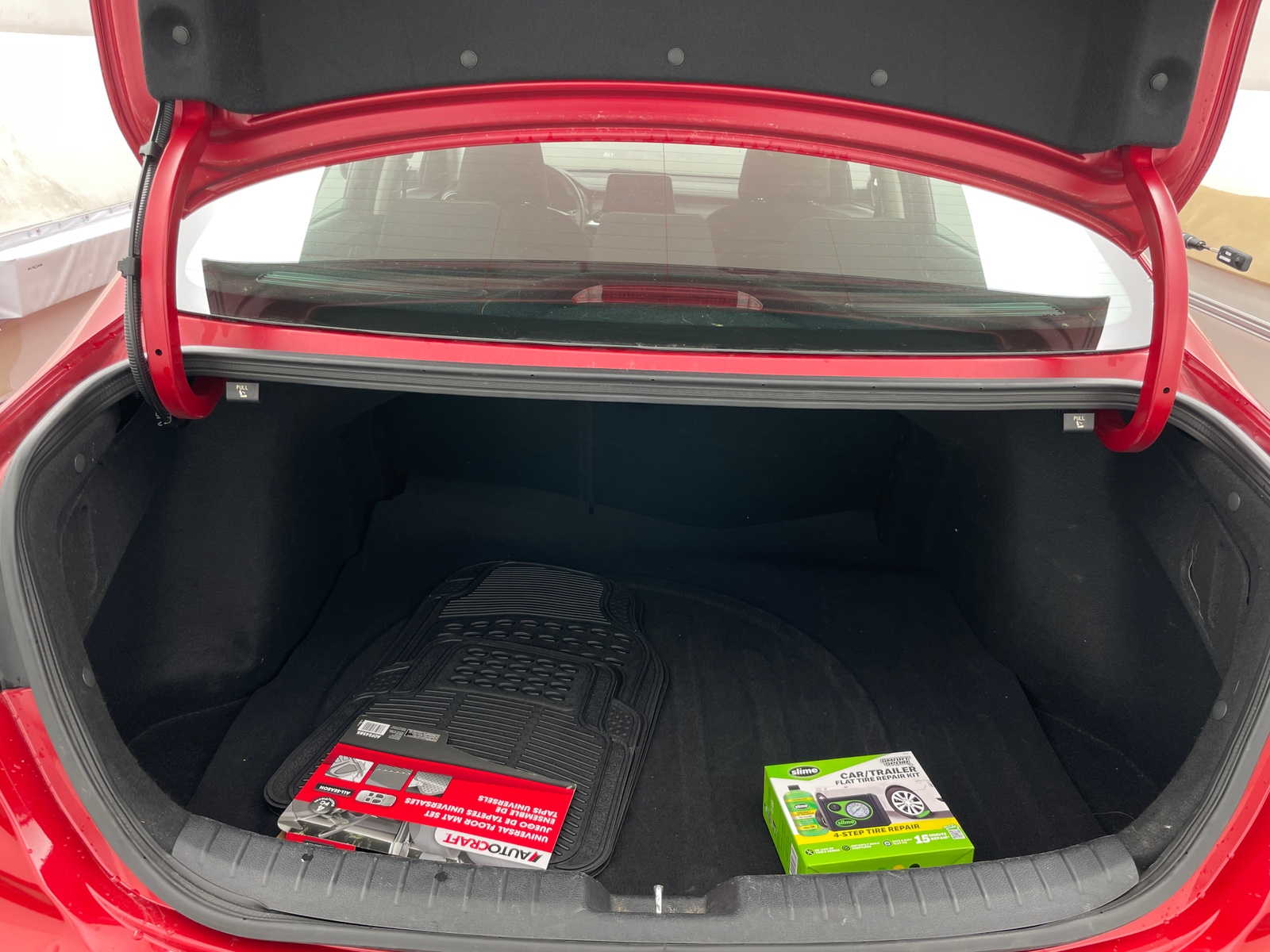 Thumbnail: 2024 Kia Forte - 7