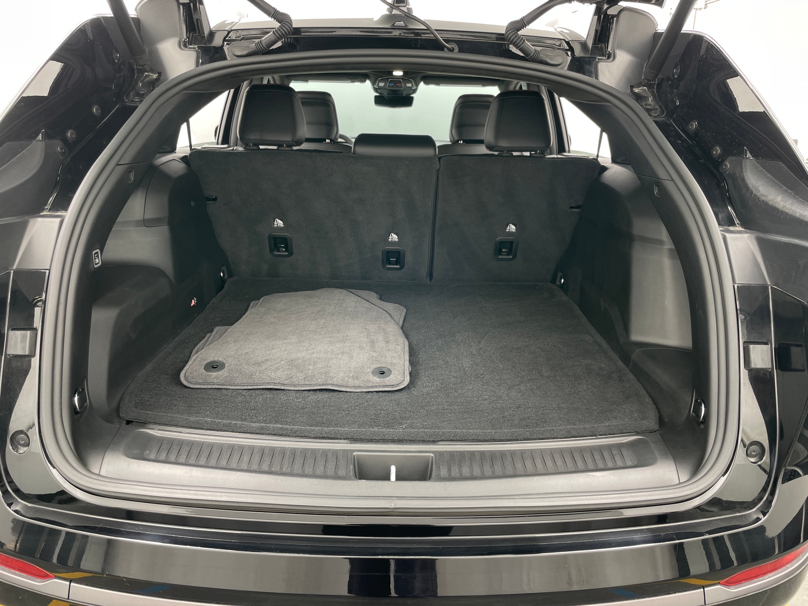 Thumbnail: 2024 Jeep Wagoneer S - 6