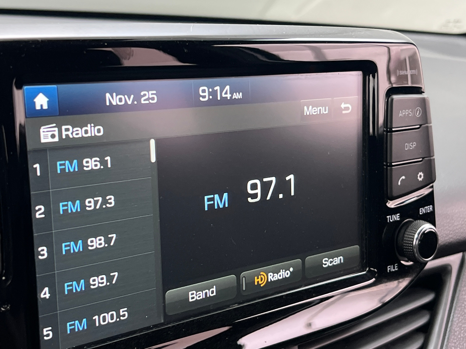 Thumbnail: 2020 Hyundai Elantra - 3