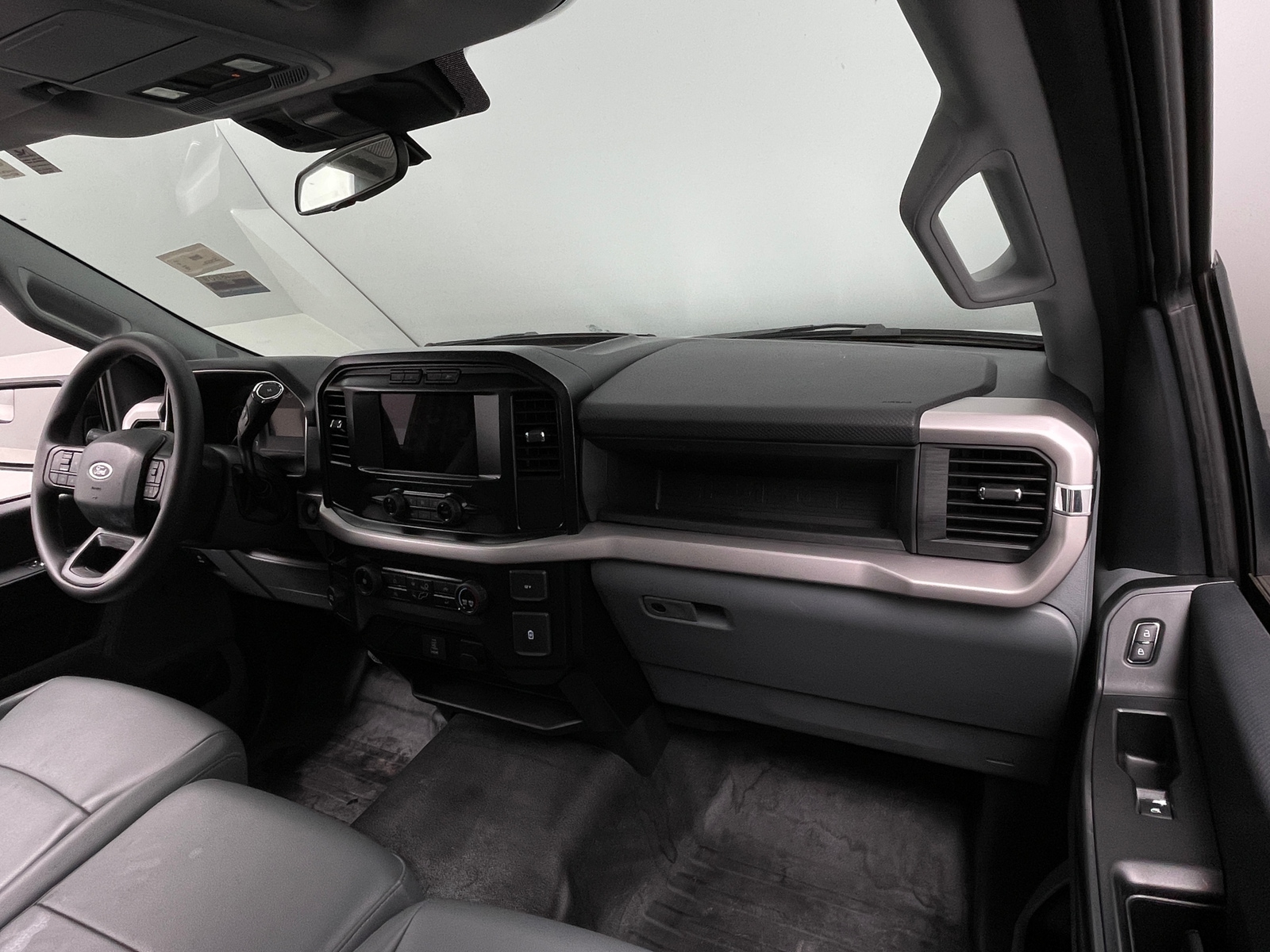 Thumbnail: 2023 Ford Econoline - 2