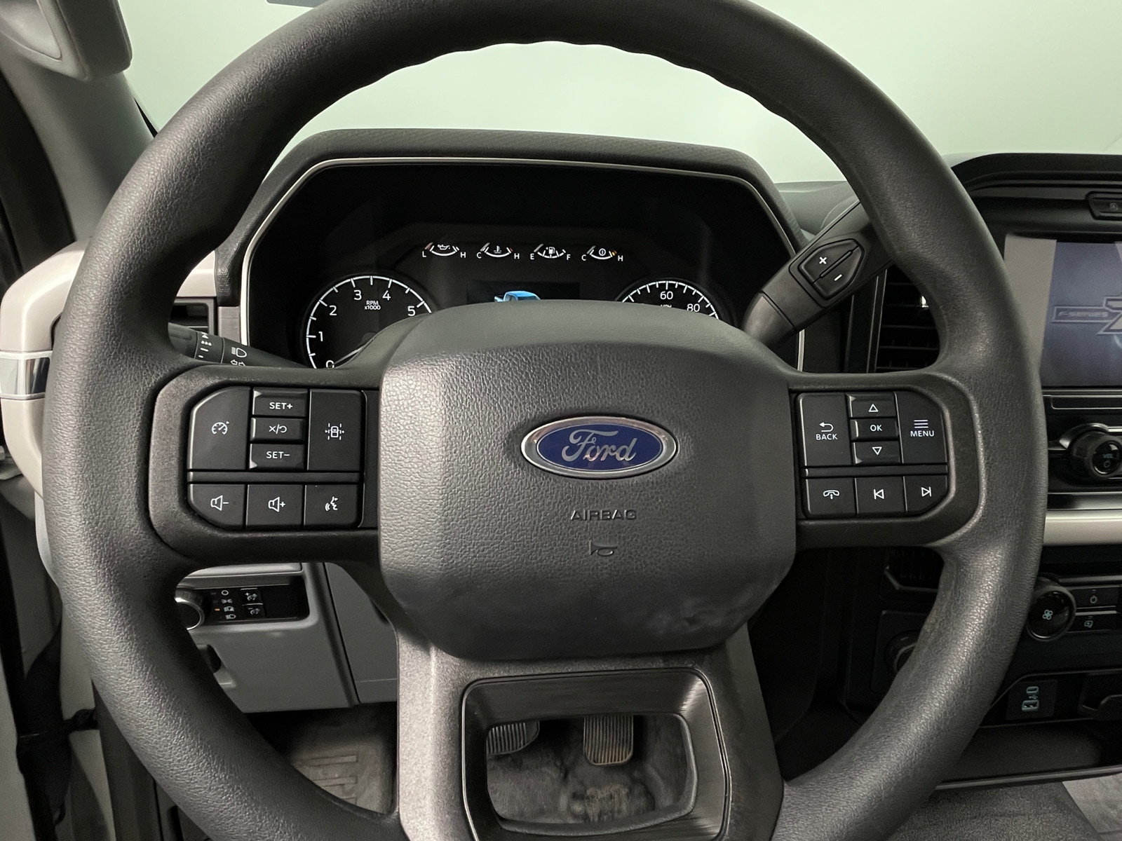 Thumbnail: 2023 Ford Econoline - 4