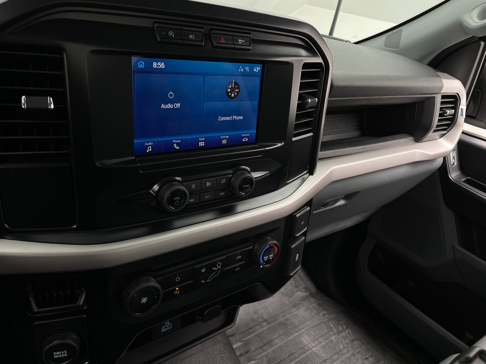 Thumbnail: 2023 Ford Econoline - 3