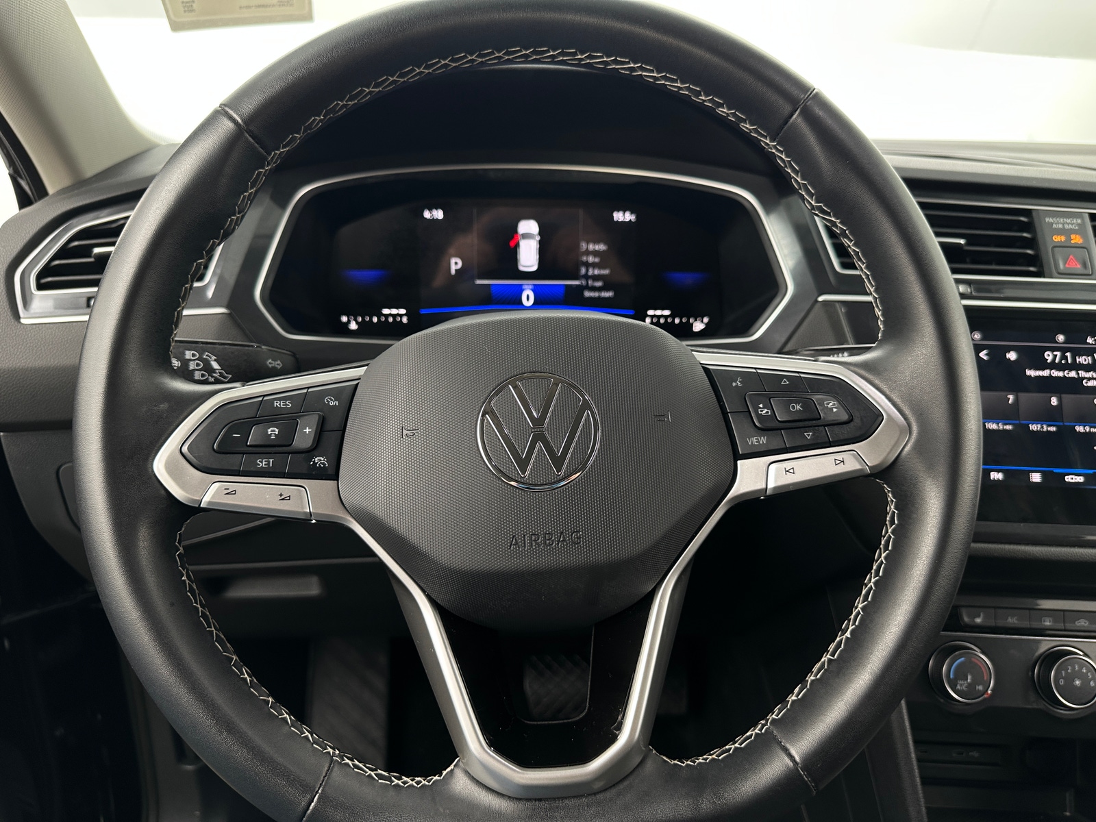 Thumbnail: 2024 Volkswagen Tiguan - 5