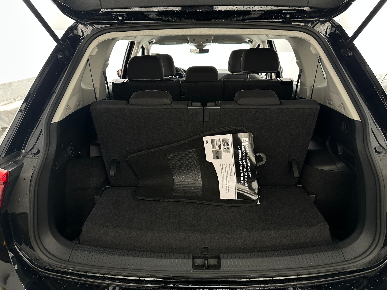 Thumbnail: 2024 Volkswagen Tiguan - 7