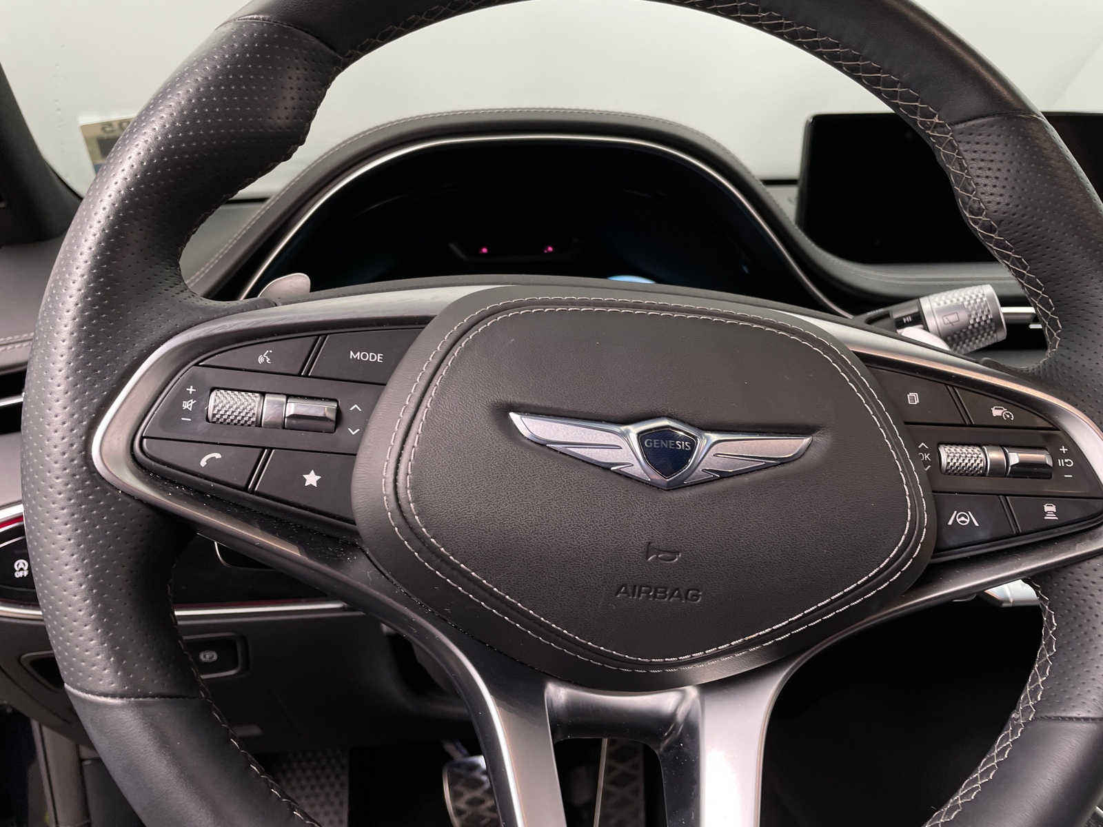 Thumbnail: 2023 Genesis GV70 - 4