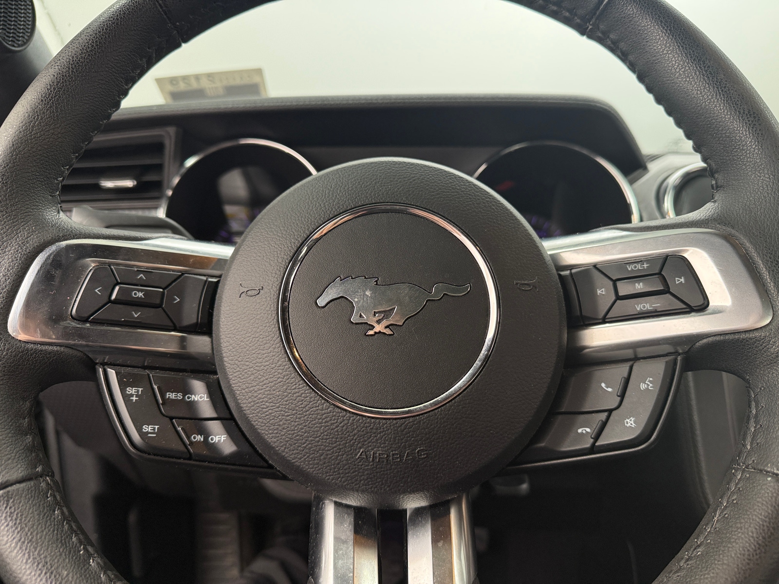 Thumbnail: 2015 Ford Mustang - 3