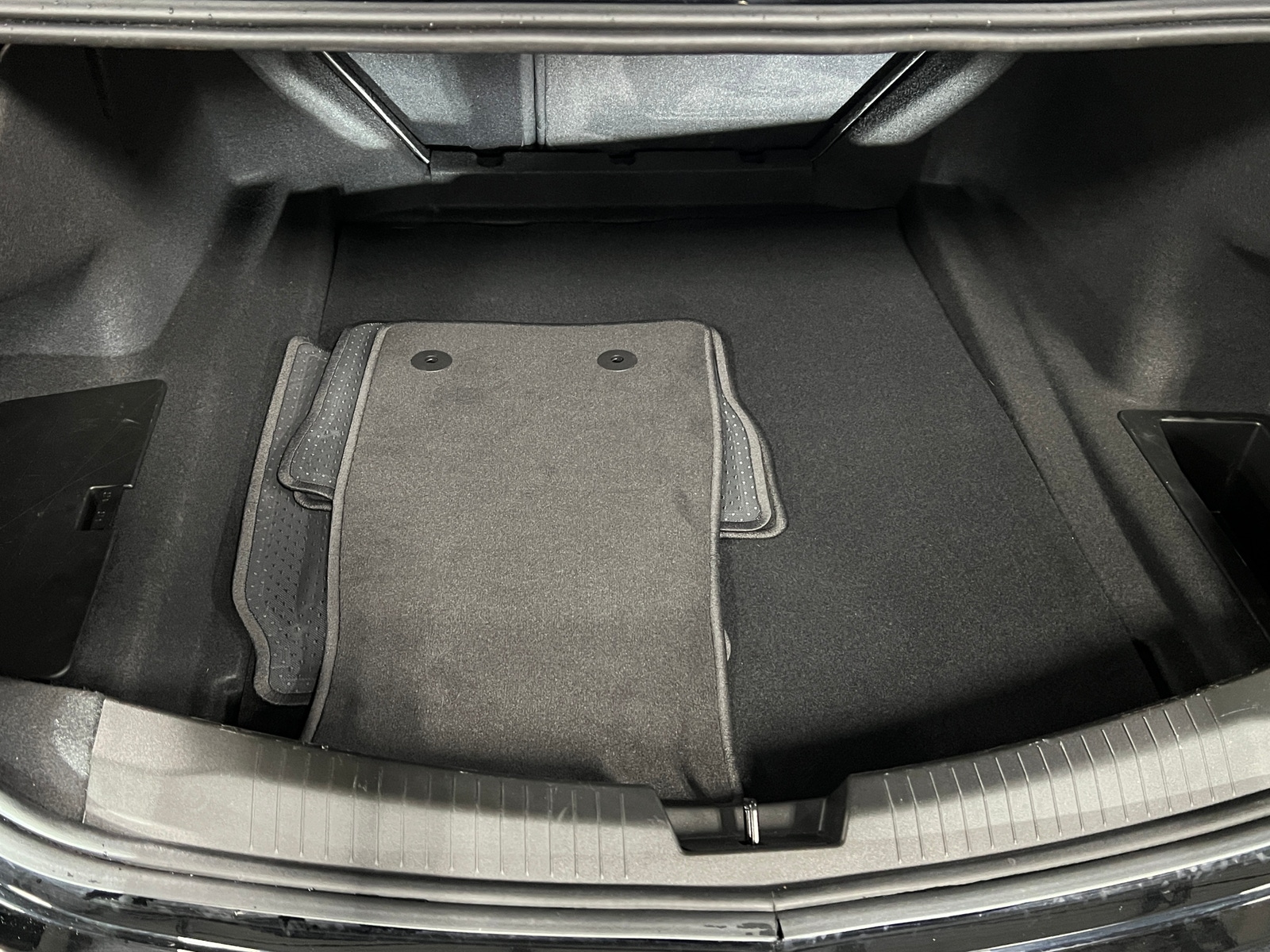 Thumbnail: 2025 Cadillac CT5 - 6