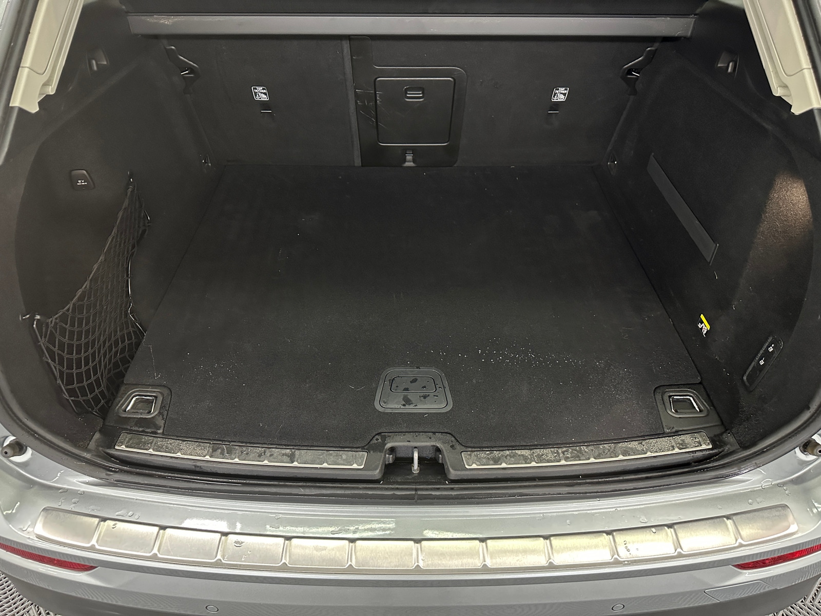 Thumbnail: 2018 Volvo XC60 - 6