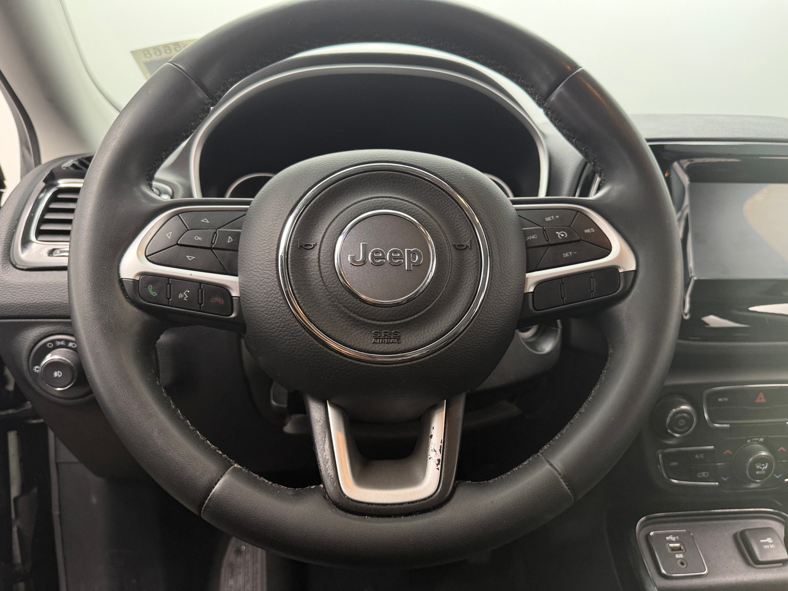 Thumbnail: 2021 Jeep Compass - 5