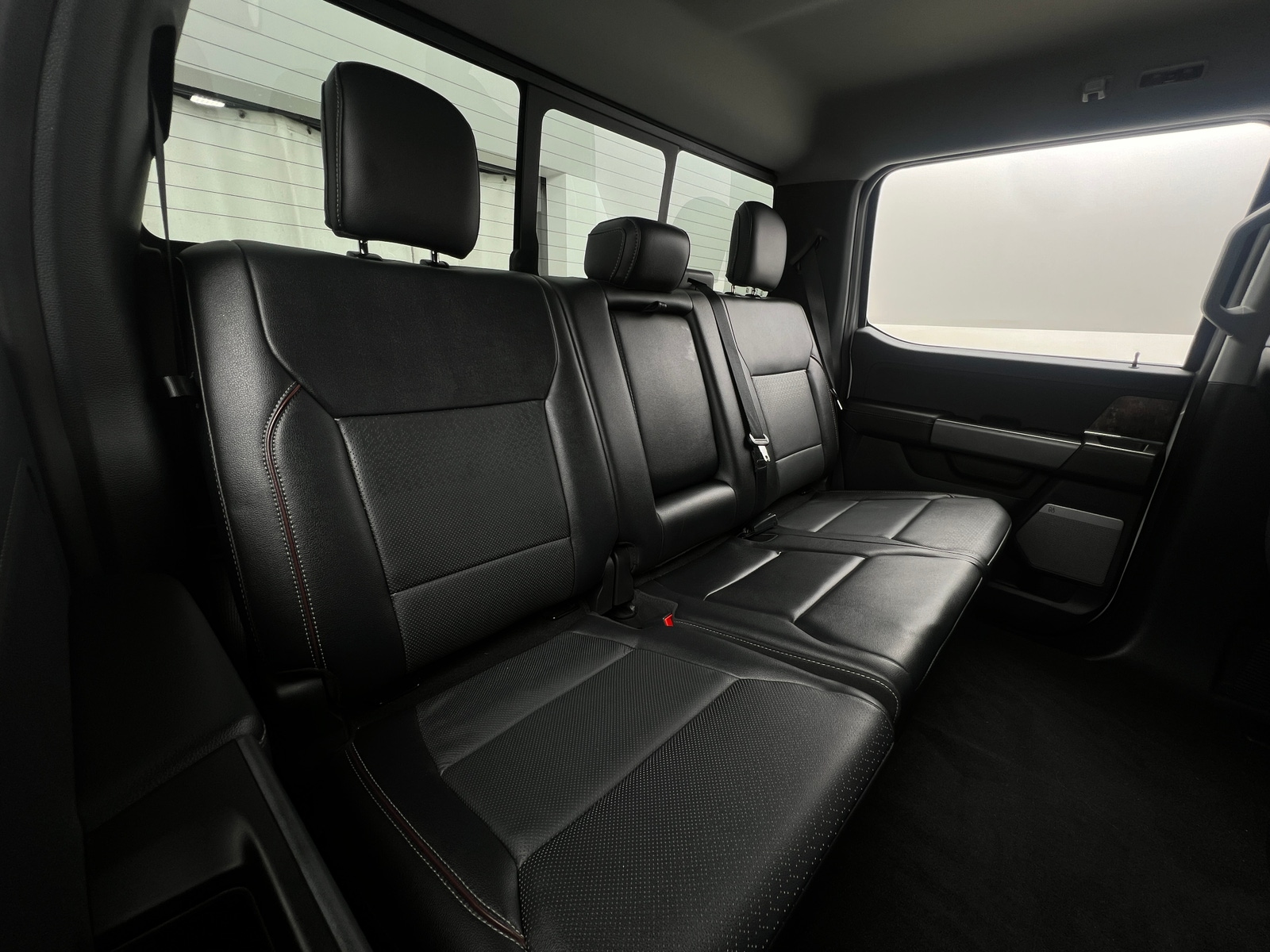 Thumbnail: 2022 Ford Econoline - 5