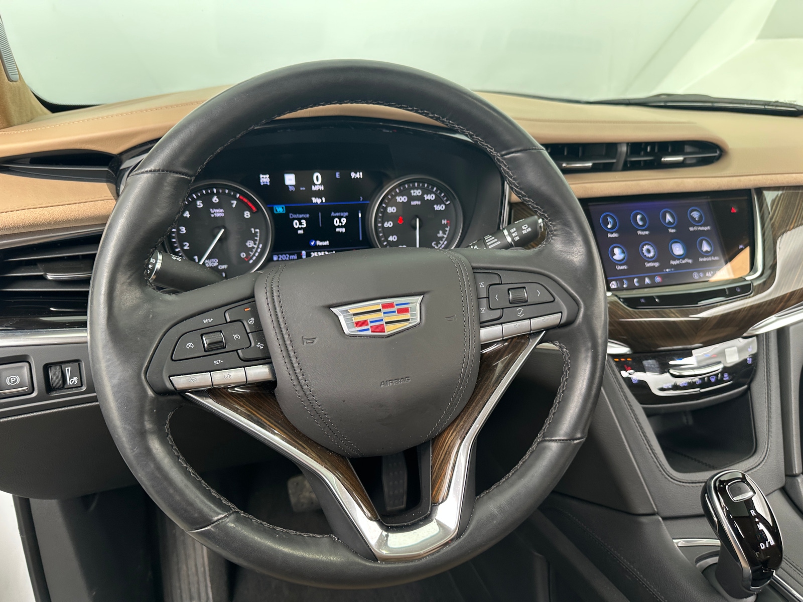 Thumbnail: 2022 Cadillac XT6 - 4