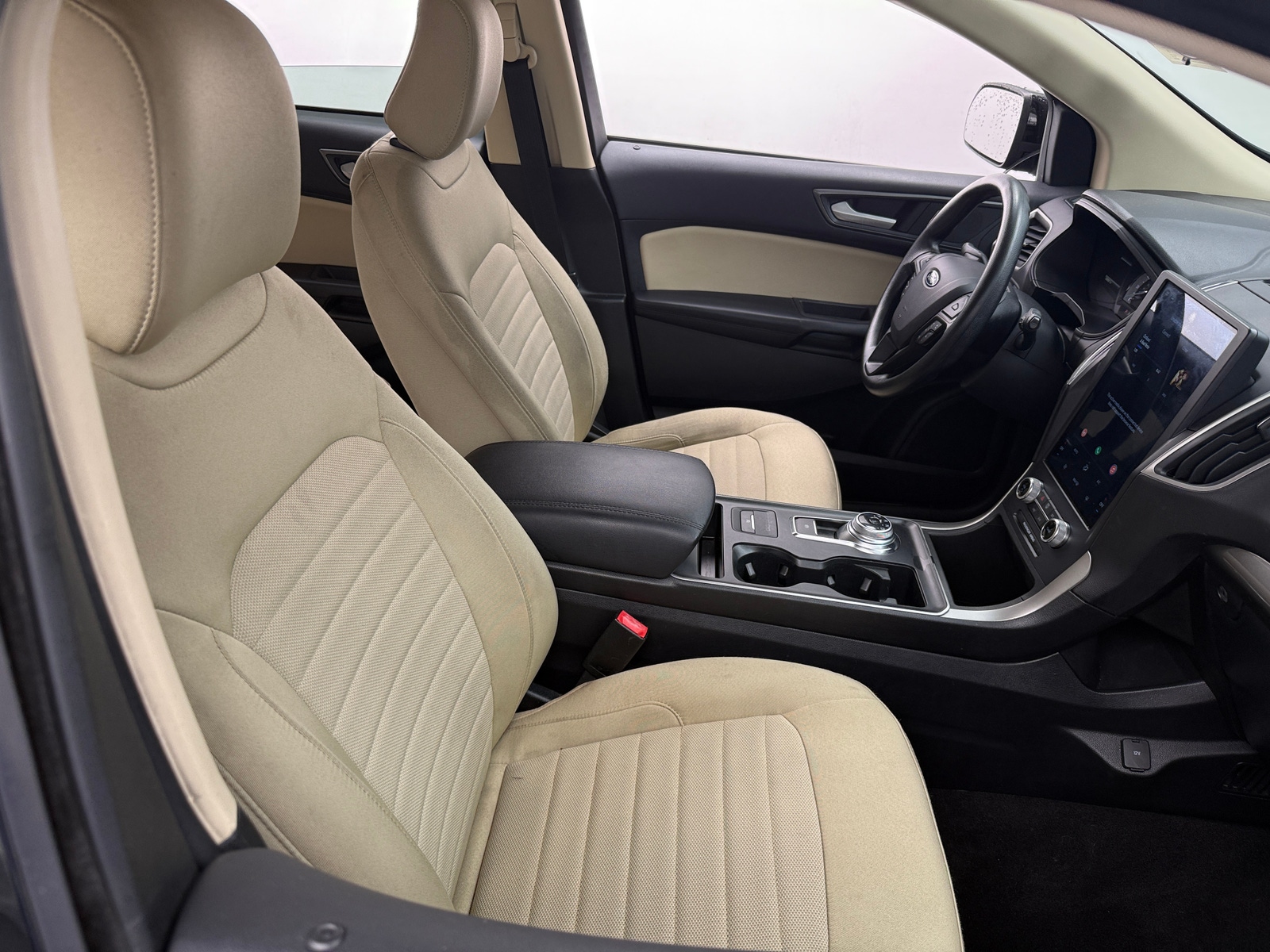 Thumbnail: 2022 Ford Edge - 2