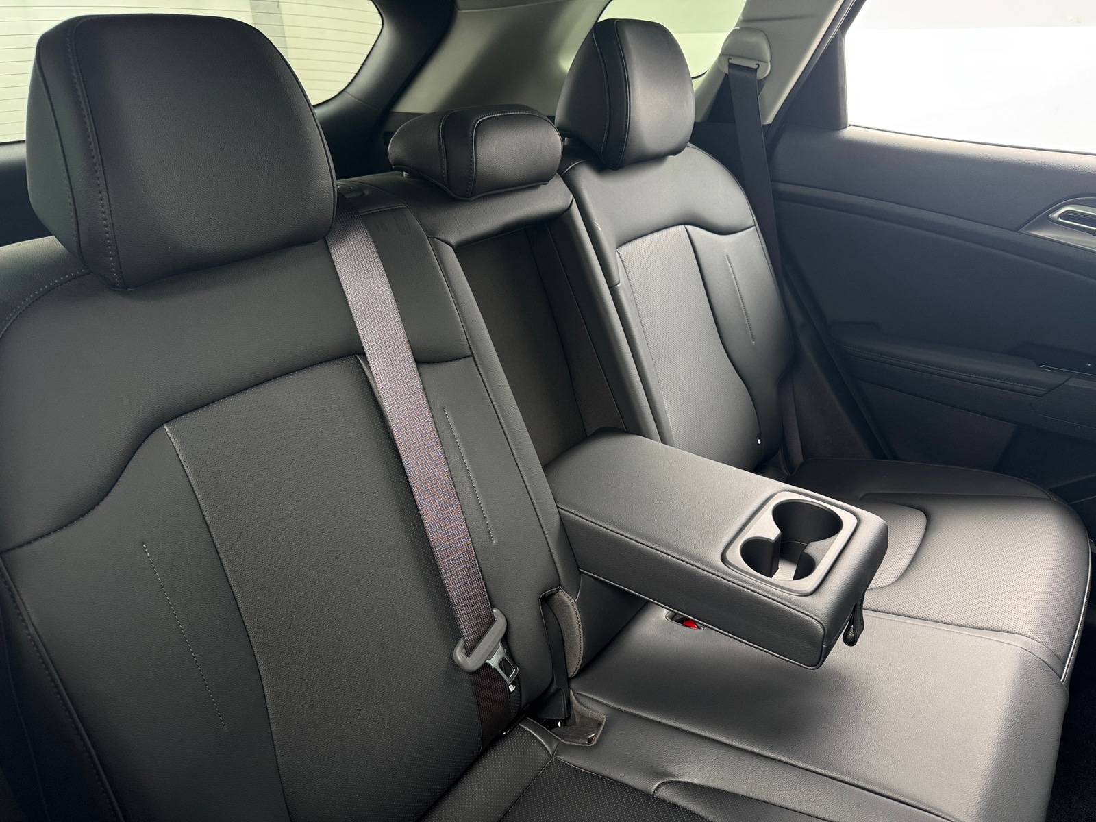 Thumbnail: 2024 Kia Sportage - 5