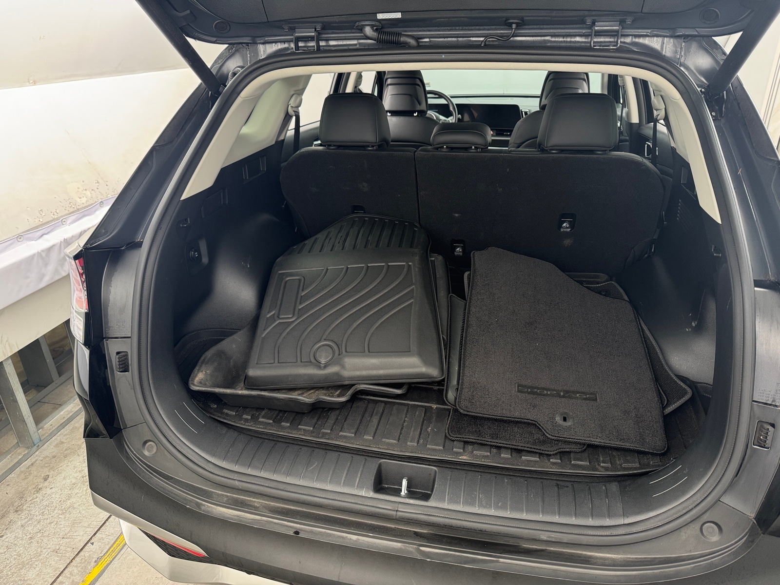 Thumbnail: 2024 Kia Sportage - 6