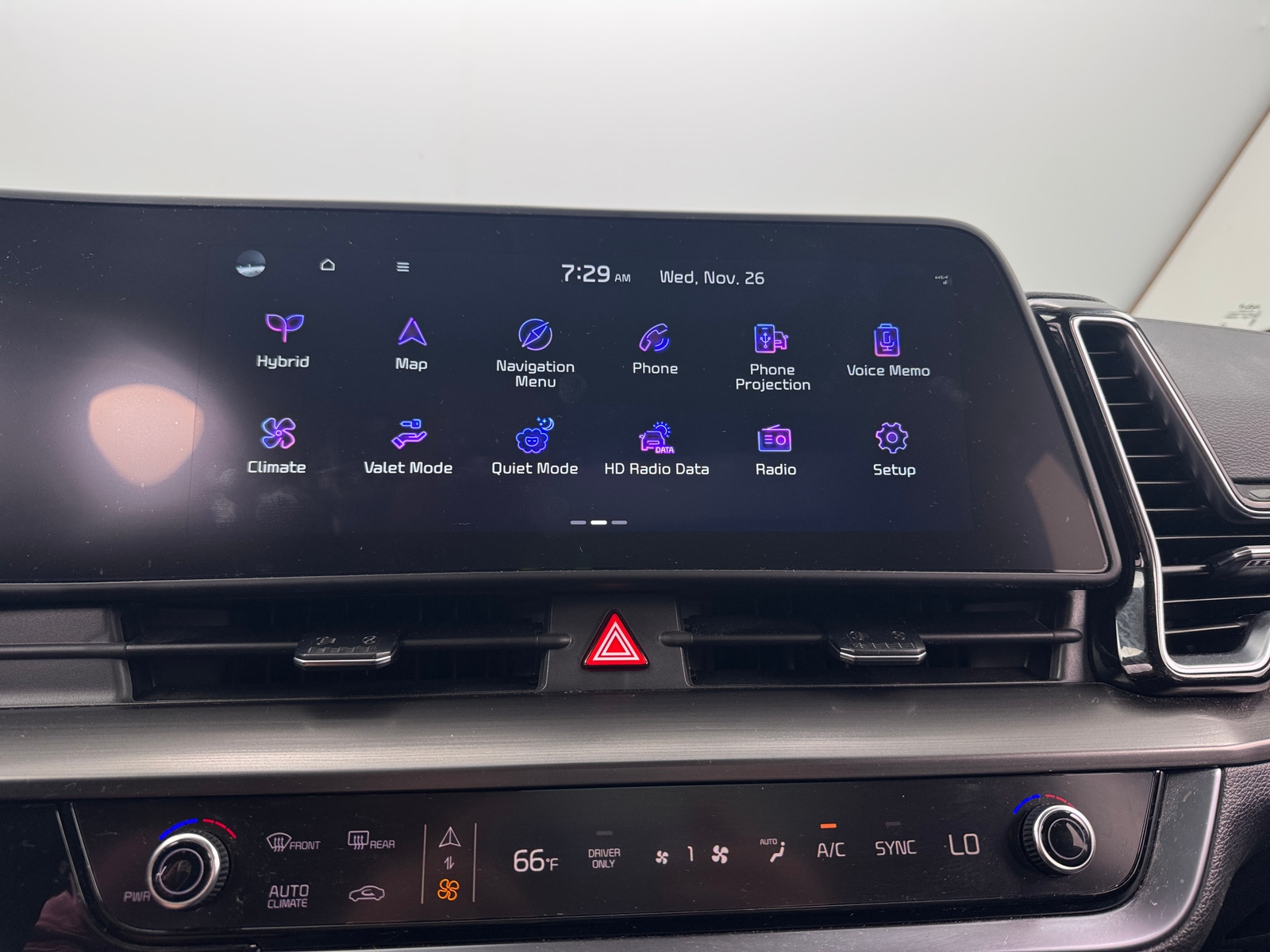 Thumbnail: 2024 Kia Sportage - 3