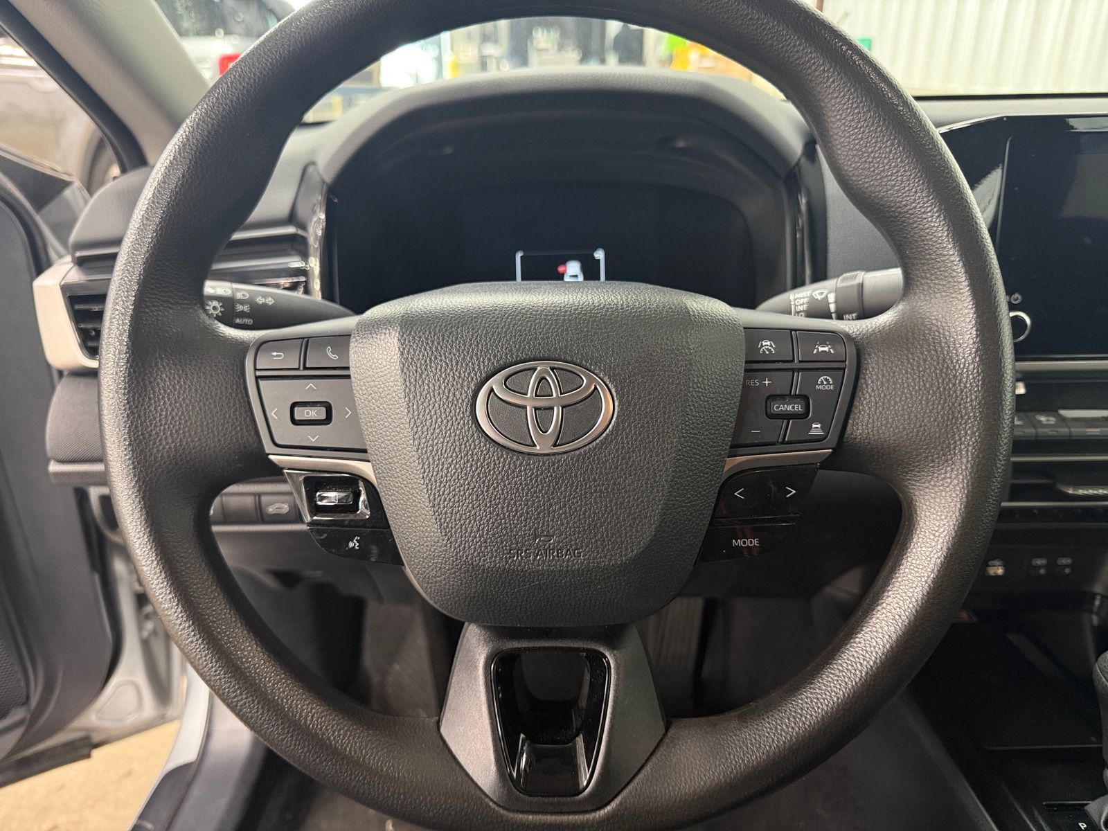 Thumbnail: 2025 Toyota Camry - 5