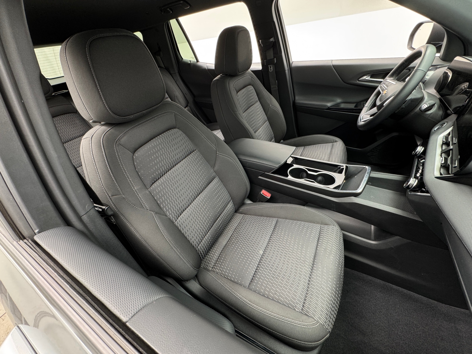 Thumbnail: 2025 Chevrolet Equinox - 2