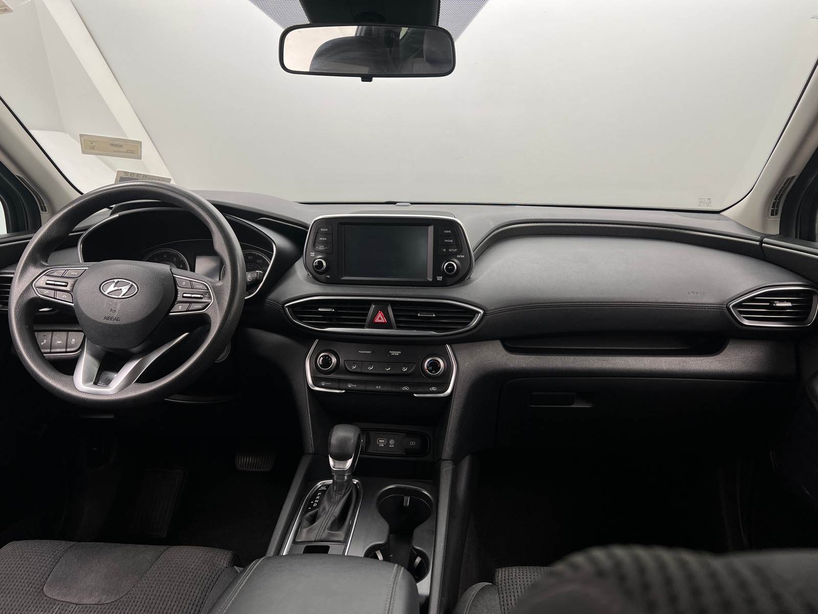 Thumbnail: 2019 Hyundai Santa Fe - 3