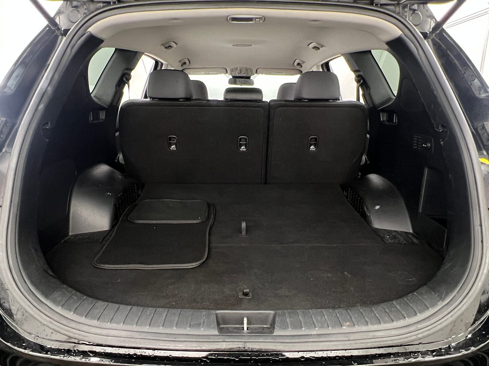 Thumbnail: 2019 Hyundai Santa Fe - 7