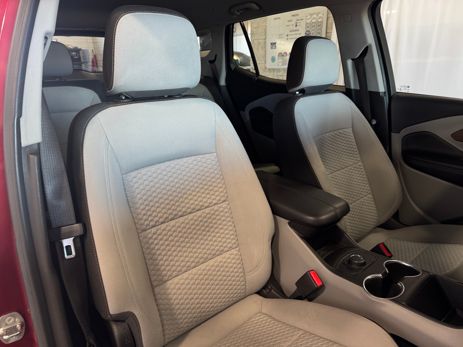 Thumbnail: 2018 GMC Terrain - 2