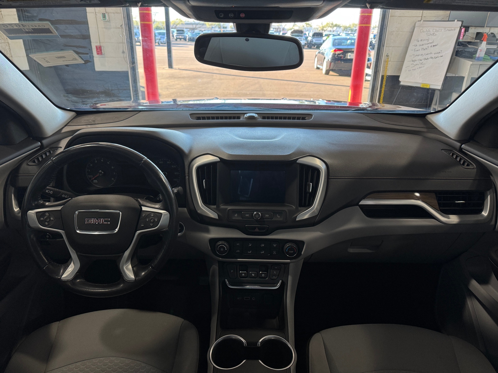 Thumbnail: 2018 GMC Terrain - 3