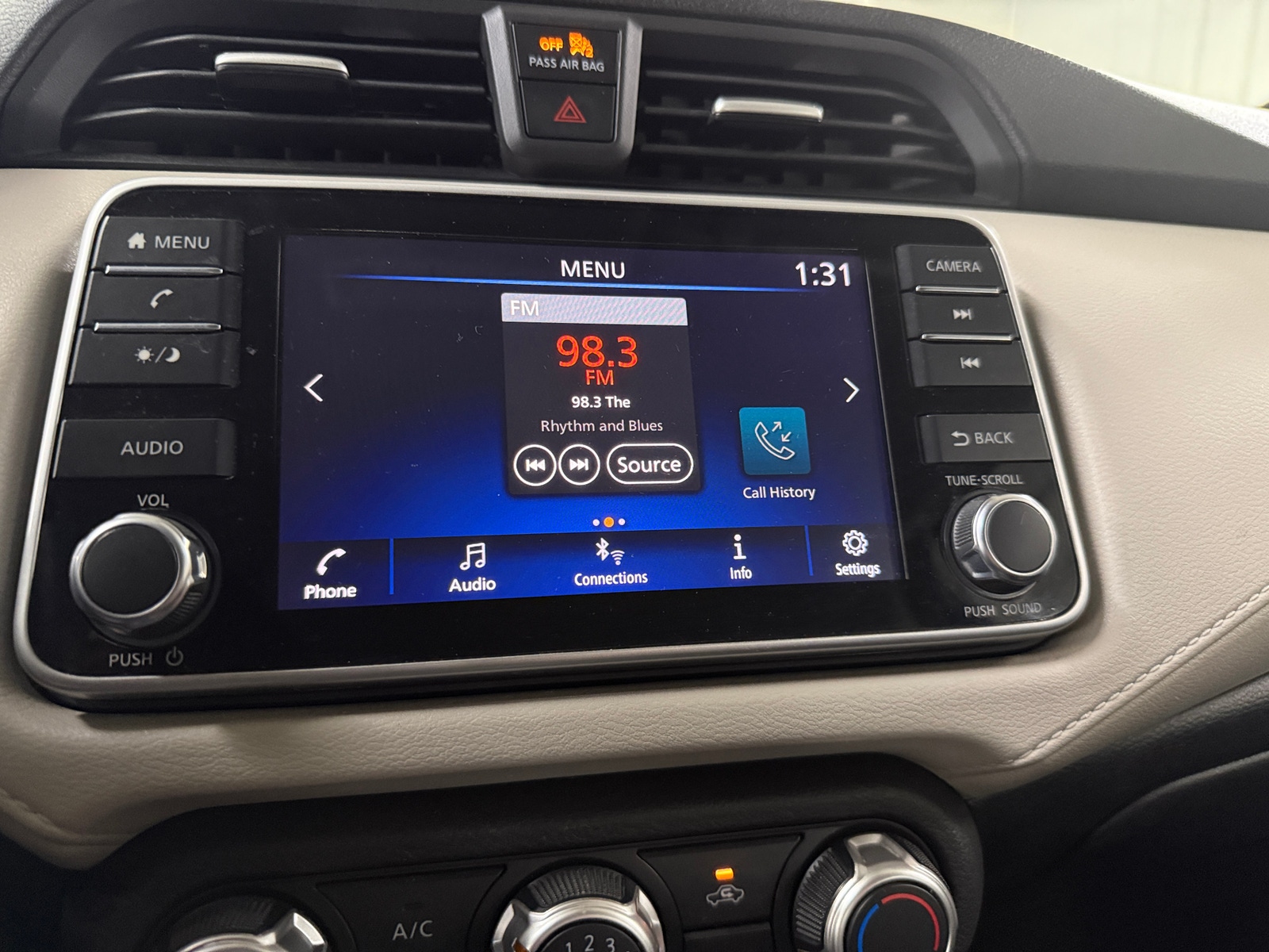 Thumbnail: 2021 Nissan Versa - 4