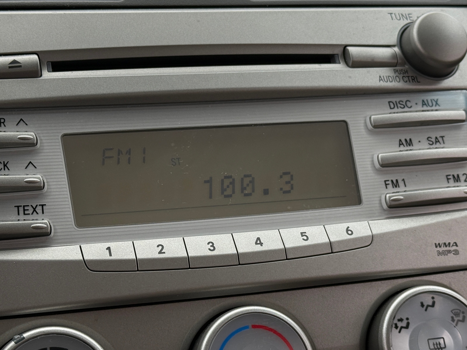 Thumbnail: 2011 Toyota Camry - 4