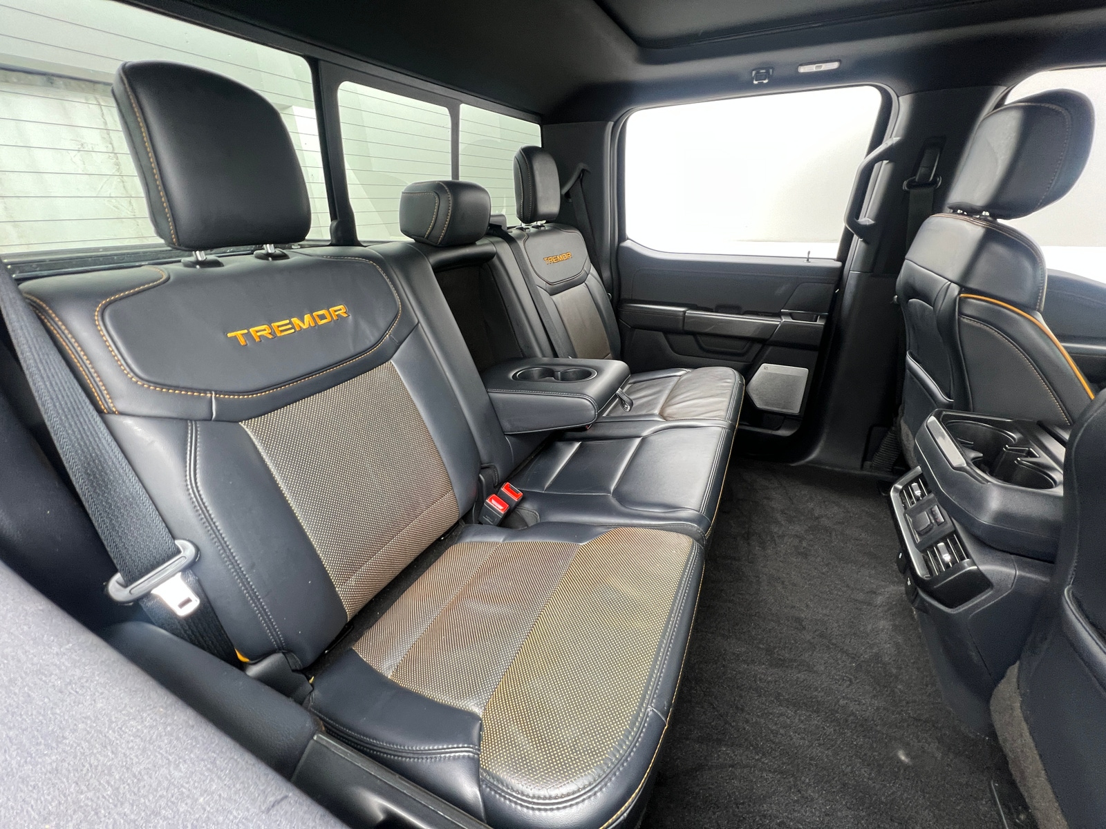 Thumbnail: 2022 Ford Econoline - 6