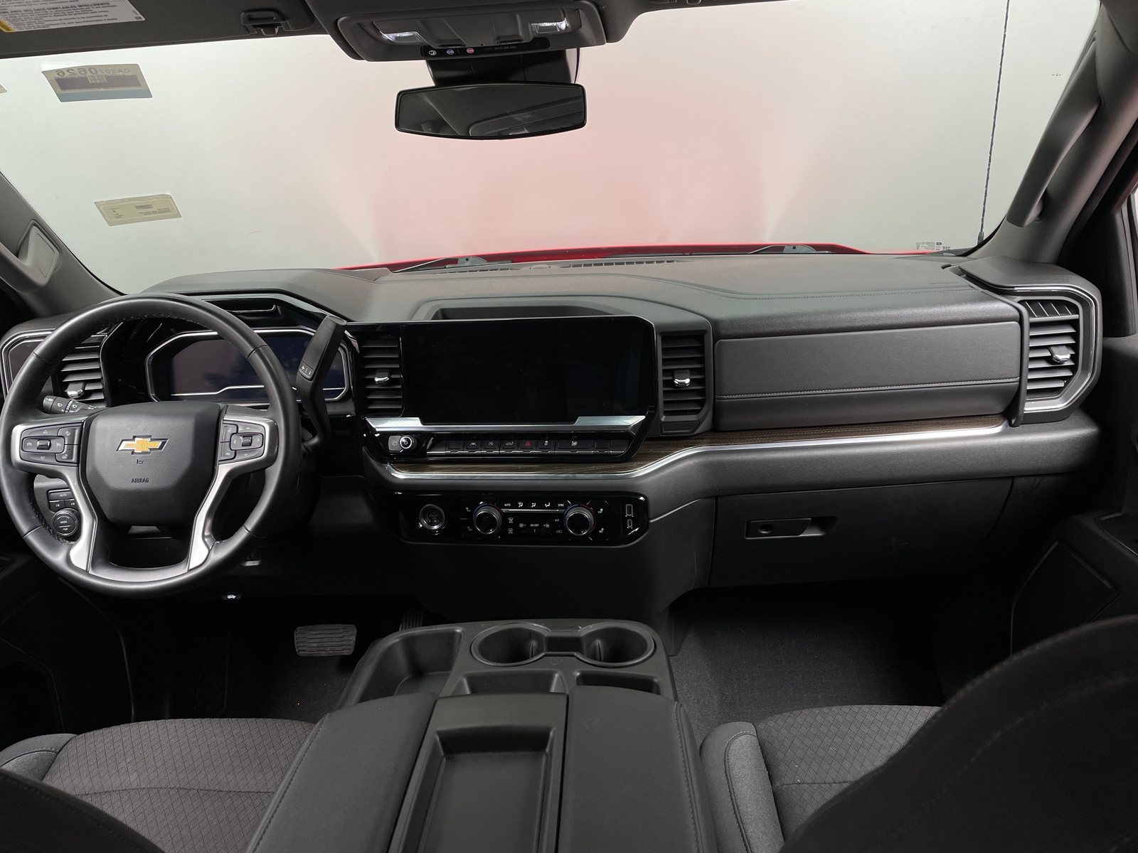 Thumbnail: 2024 Chevrolet Silverado 1500 - 3