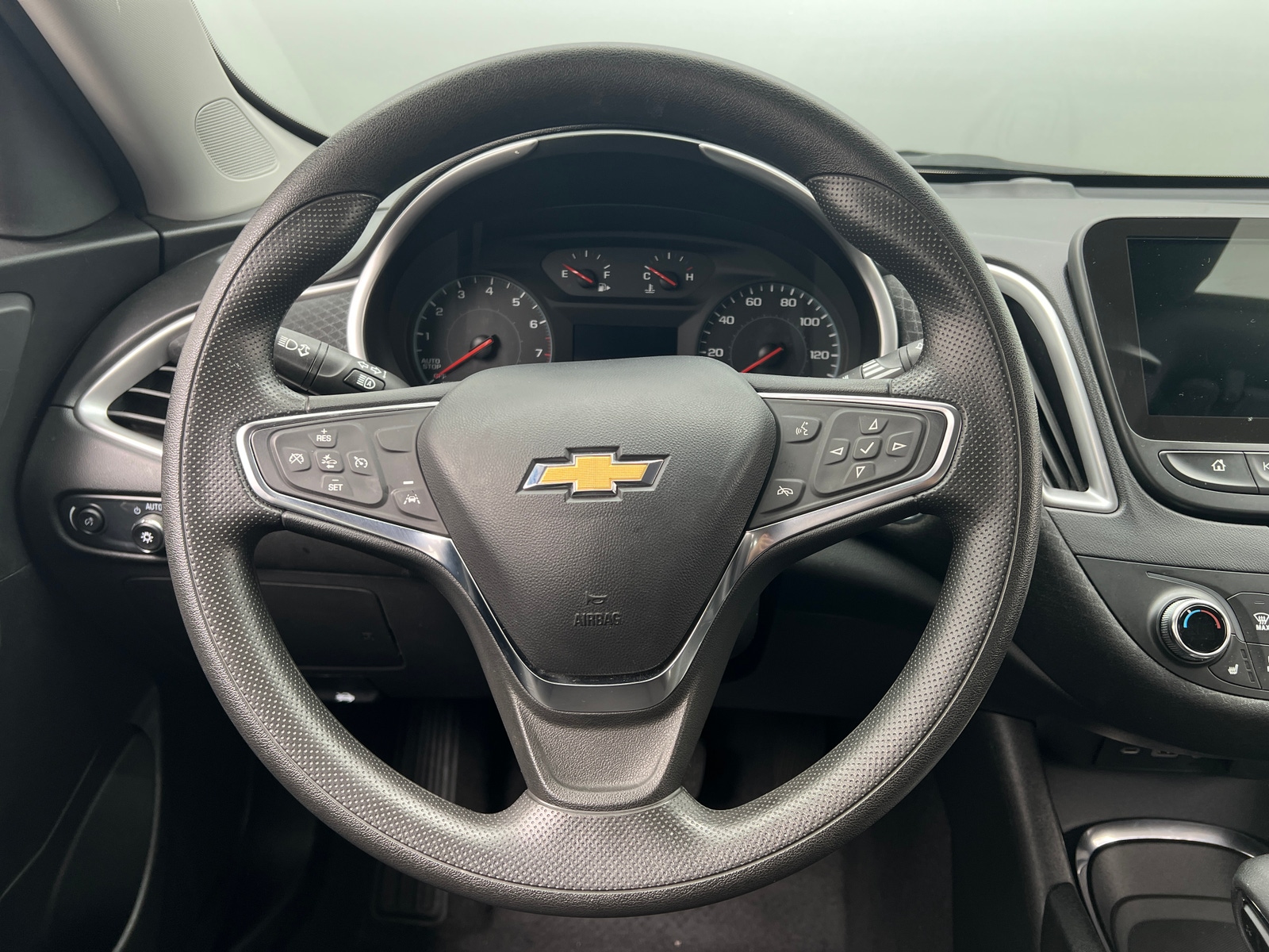 Thumbnail: 2024 Chevrolet Malibu - 5