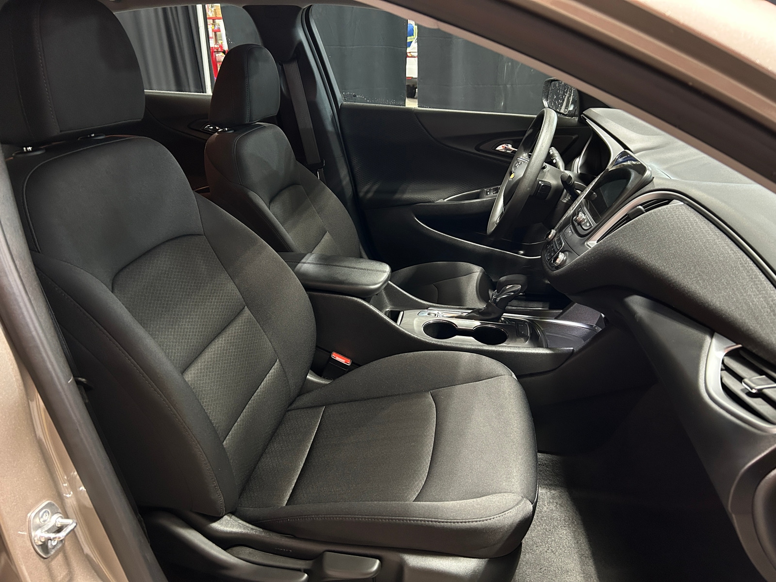 Thumbnail: 2024 Chevrolet Malibu - 2