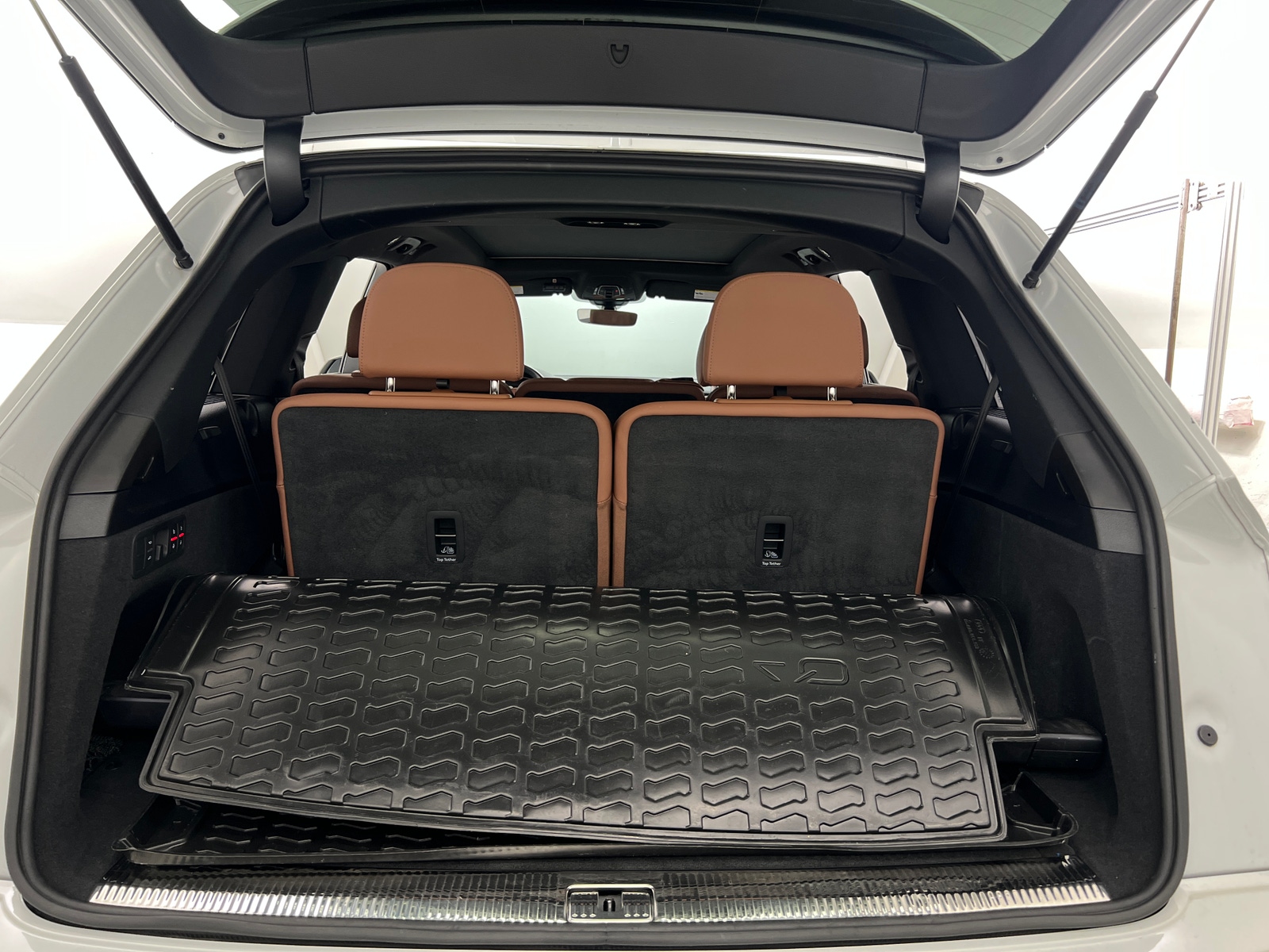 Thumbnail: 2021 Audi Q7 - 6