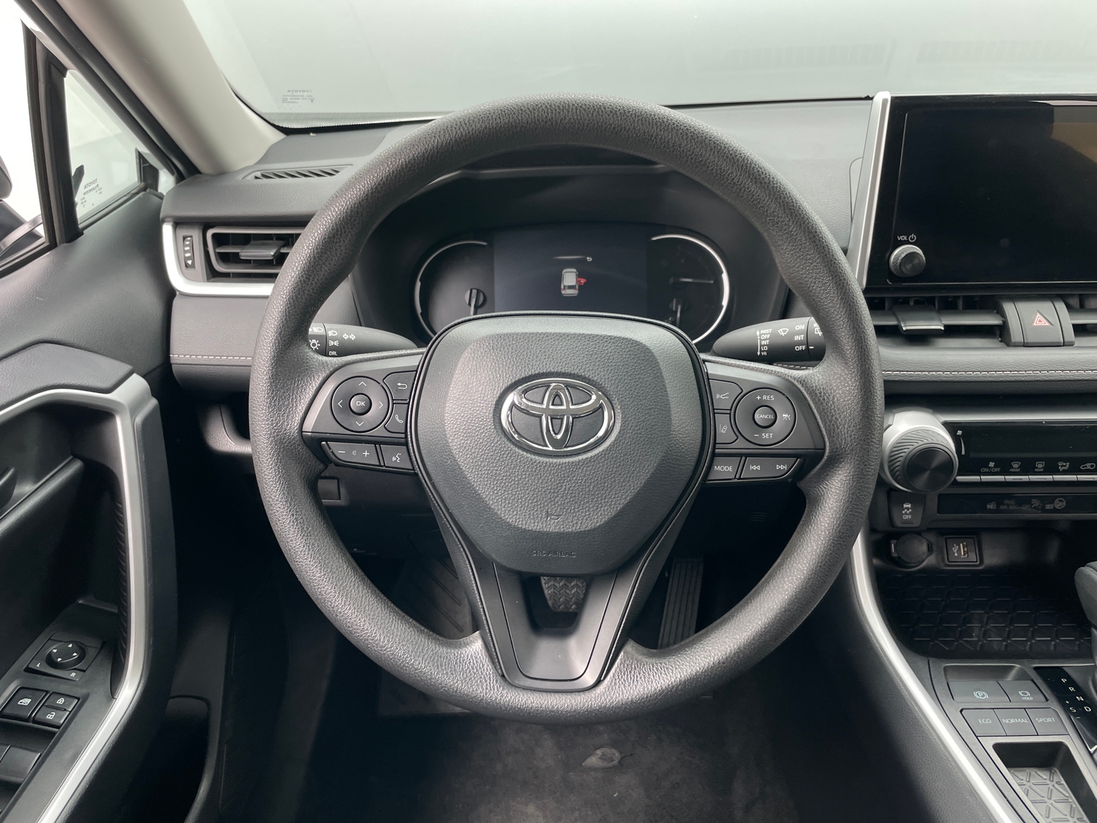 Thumbnail: 2025 Toyota RAV4 - 5