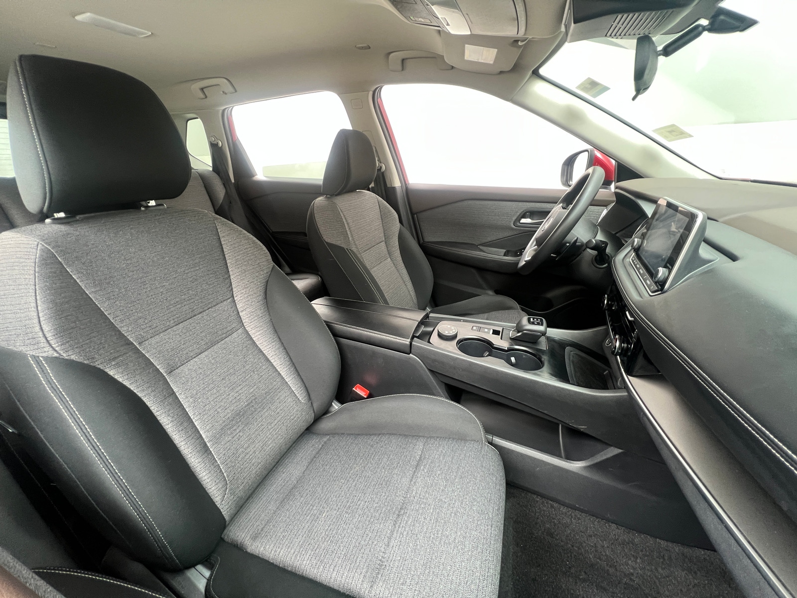 Thumbnail: 2022 Nissan Rogue - 2