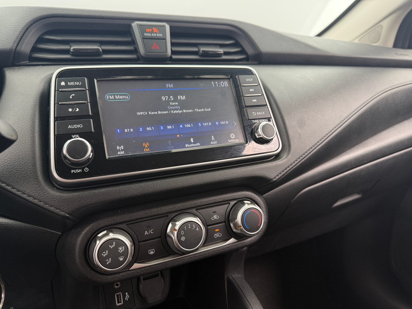 Thumbnail: 2022 Nissan Versa - 4