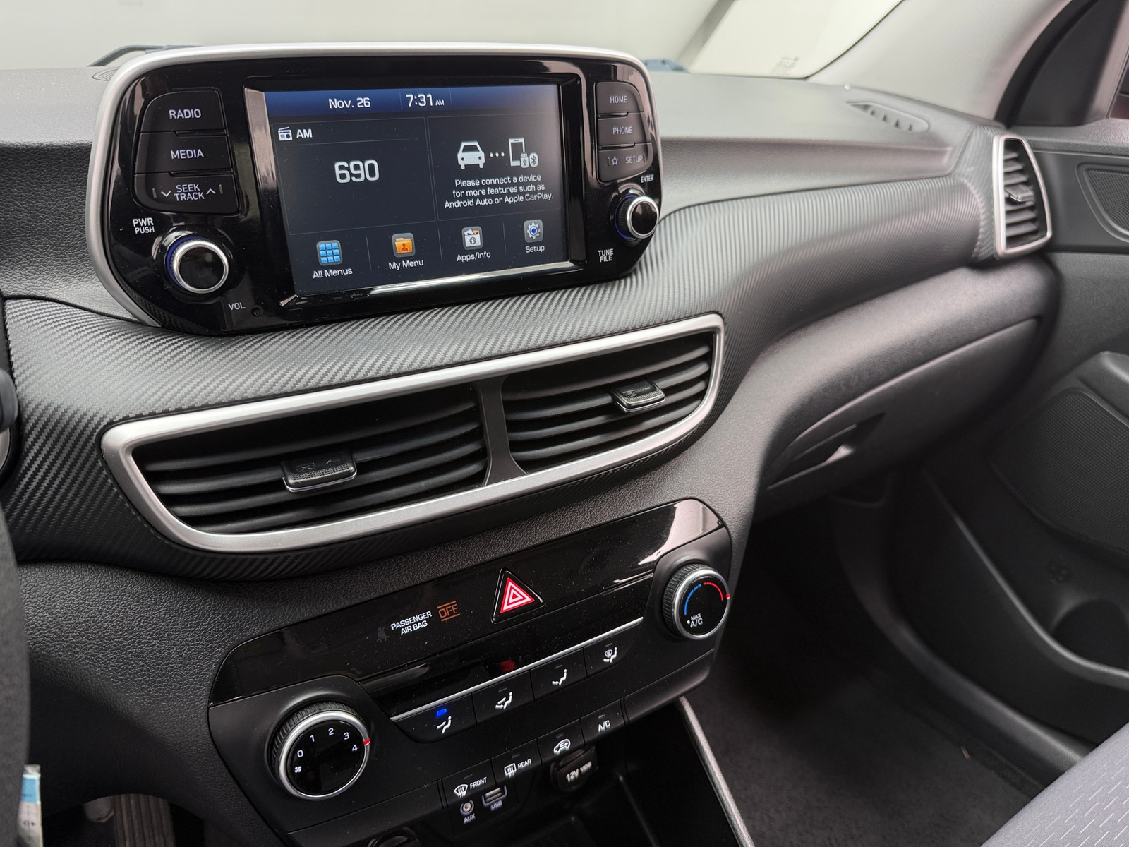 Thumbnail: 2019 Hyundai Tucson - 4