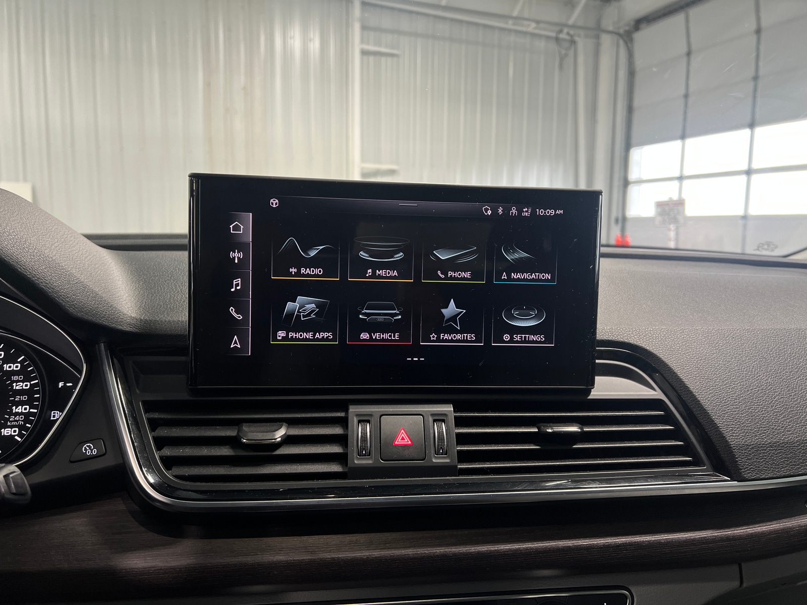 Thumbnail: 2021 Audi Q5 - 3