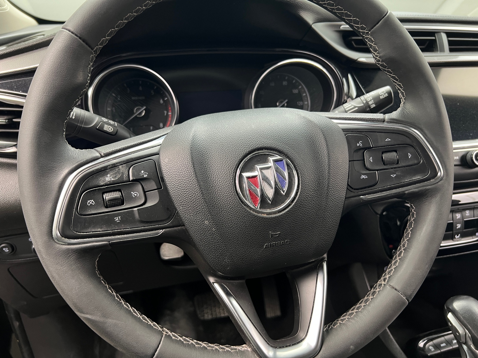 Thumbnail: 2022 Buick Encore GX - 5