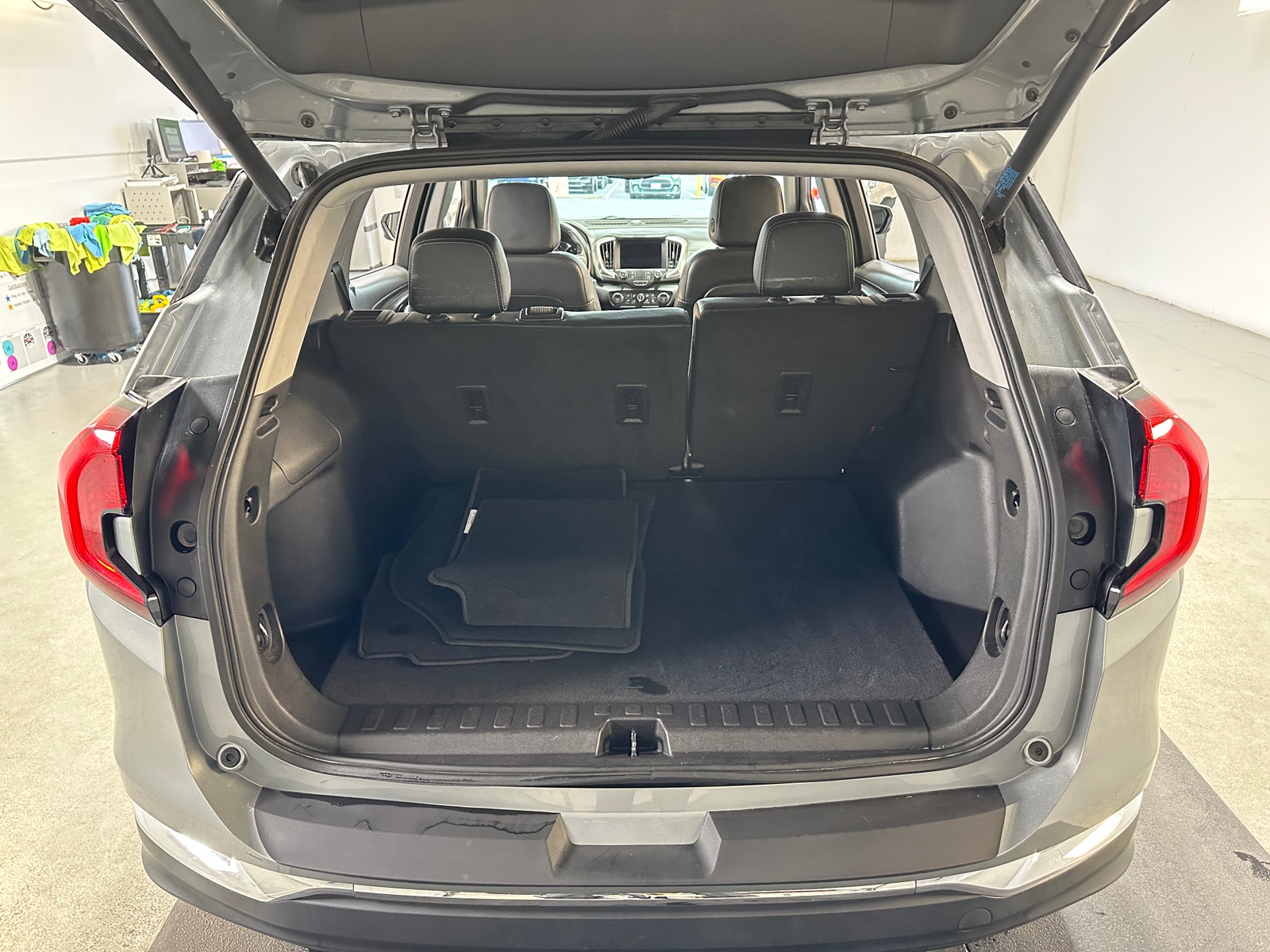 Thumbnail: 2024 GMC Terrain - 6