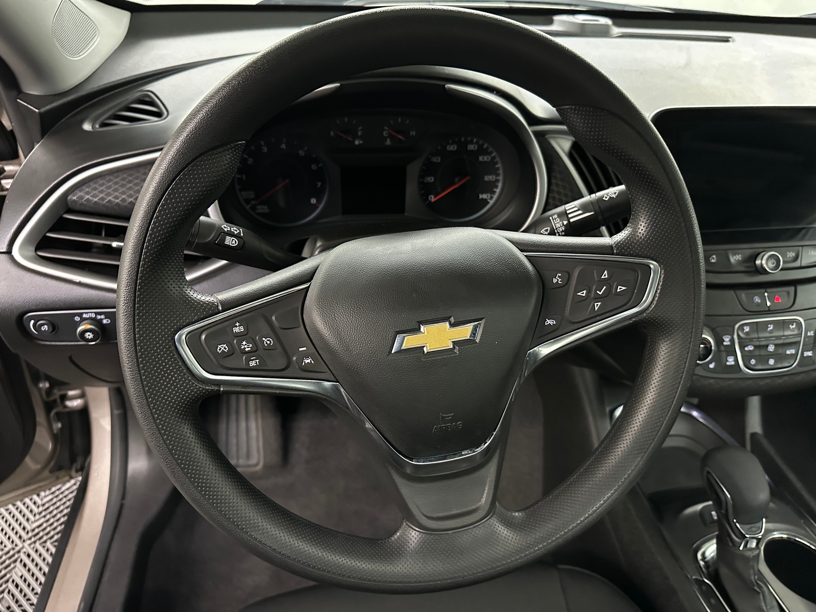 Thumbnail: 2024 Chevrolet Malibu - 5