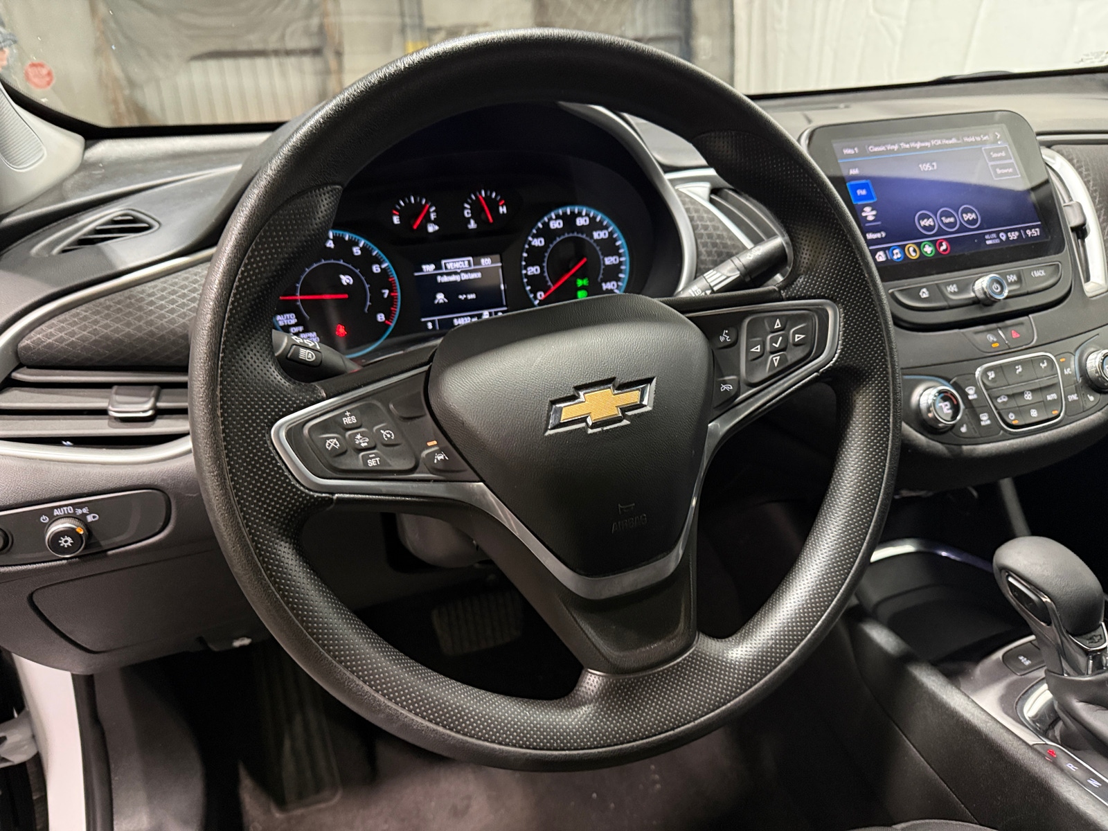 Thumbnail: 2023 Chevrolet Malibu - 5