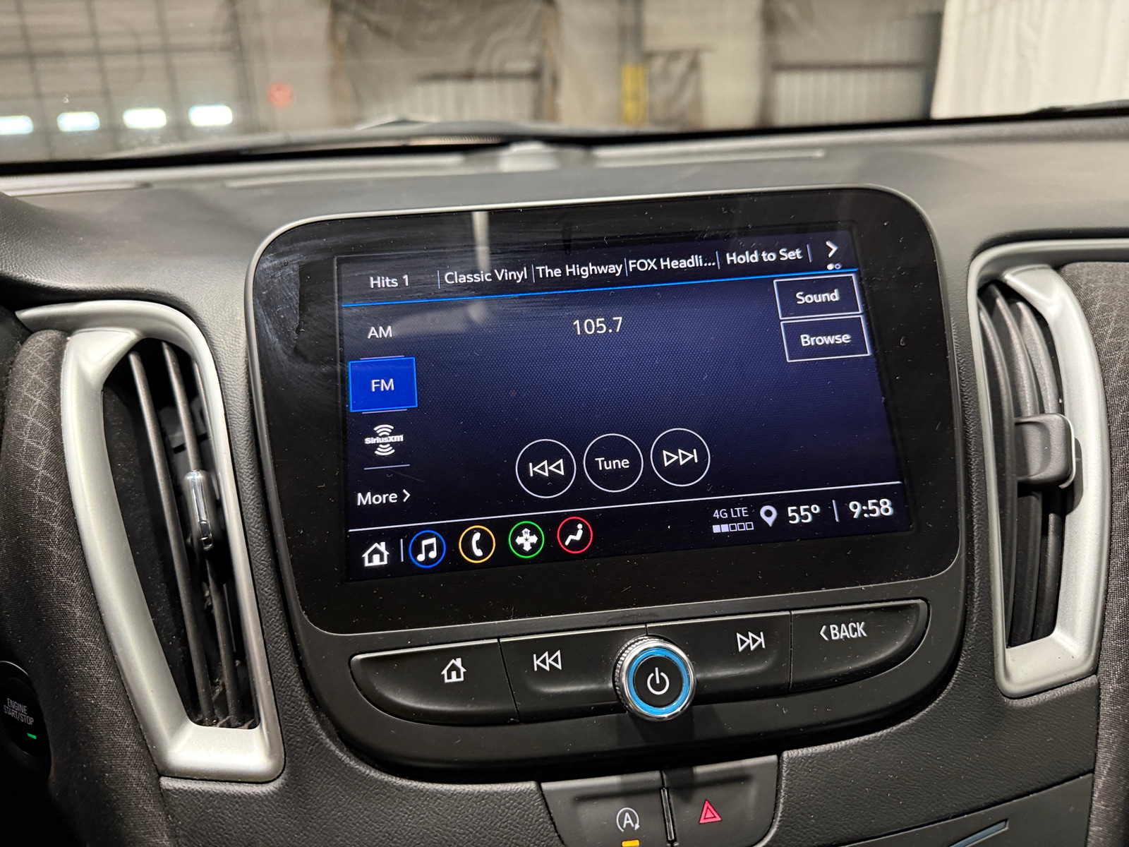 Thumbnail: 2023 Chevrolet Malibu - 4